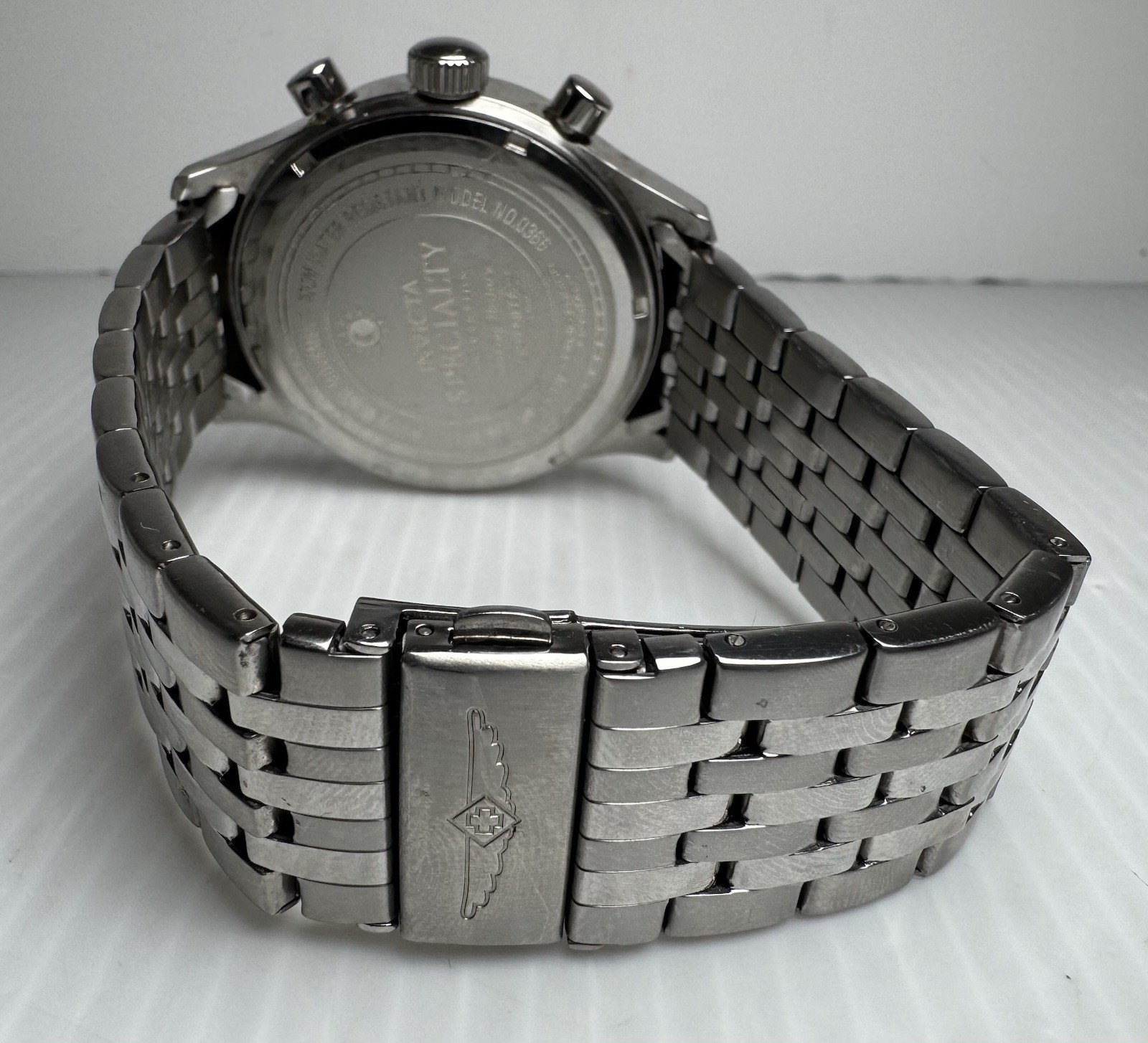 Invicta Specialty Collection 0366 Mens Watch 100 M Flame Fusion Crystal Swiss