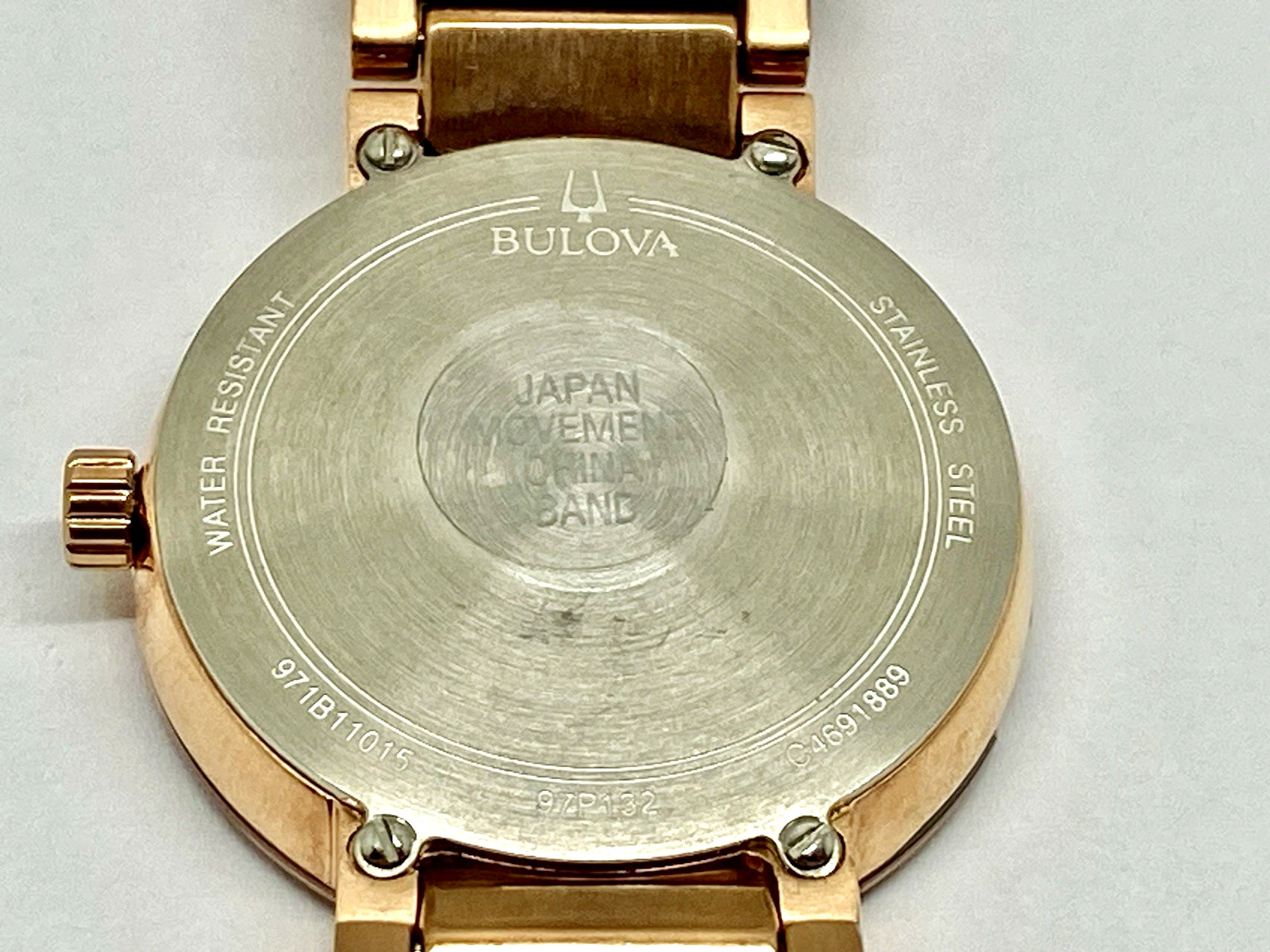 Bulova Women’s Watch 97P132 Diamond Quartz Broken Band Chipped FOR PARTS