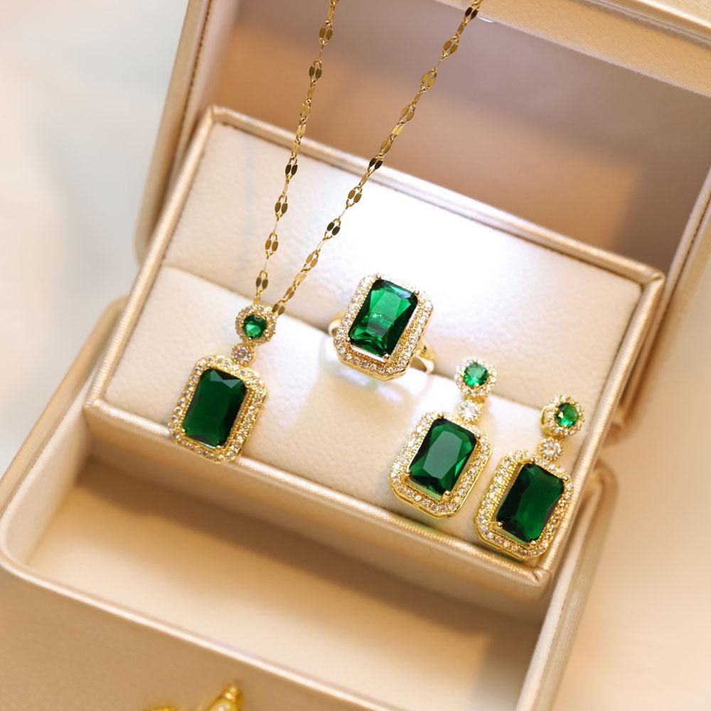 Elegant 4pcs Rhinestone Jewelry Set – Necklace, Earrings, Ring, Bridal Gift