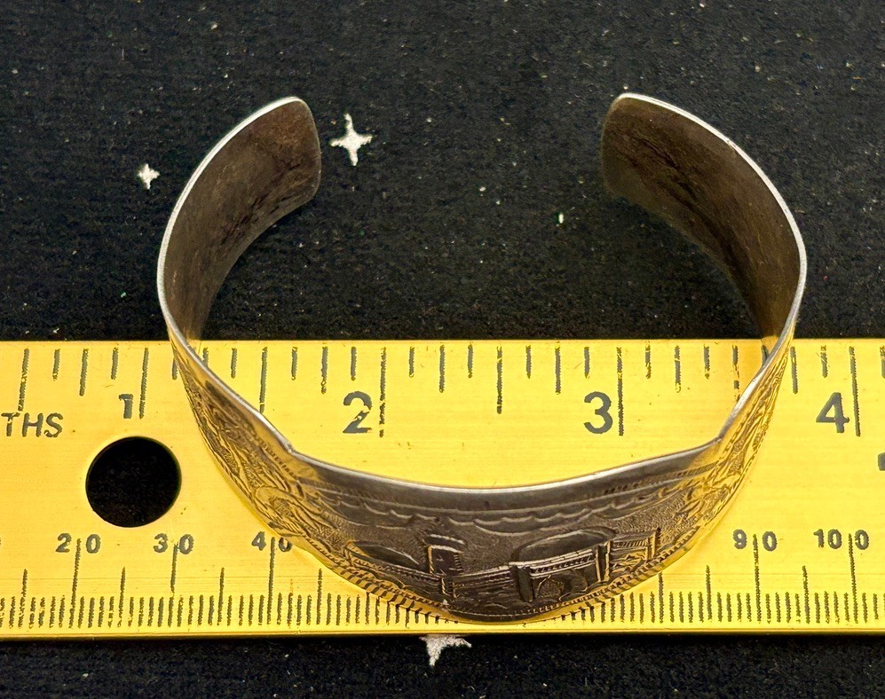 Vintage Tested Sterling Silver Middle Eastern Style Cuff Bracelet USA 22.4 Gr.￼