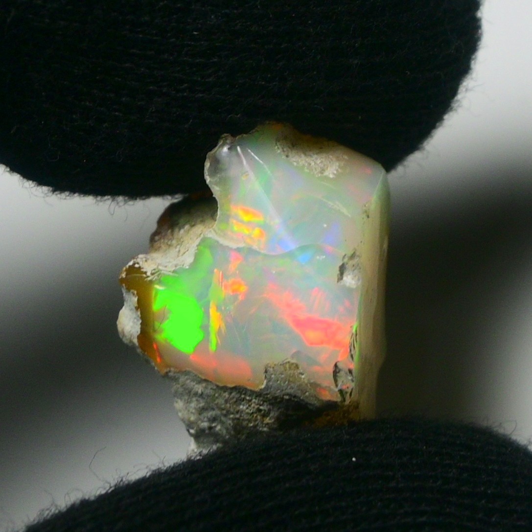 Natural Ethiopian White Opal Rough 21.25 Ct – Ideal for Jewelry, Welo Fire Opal