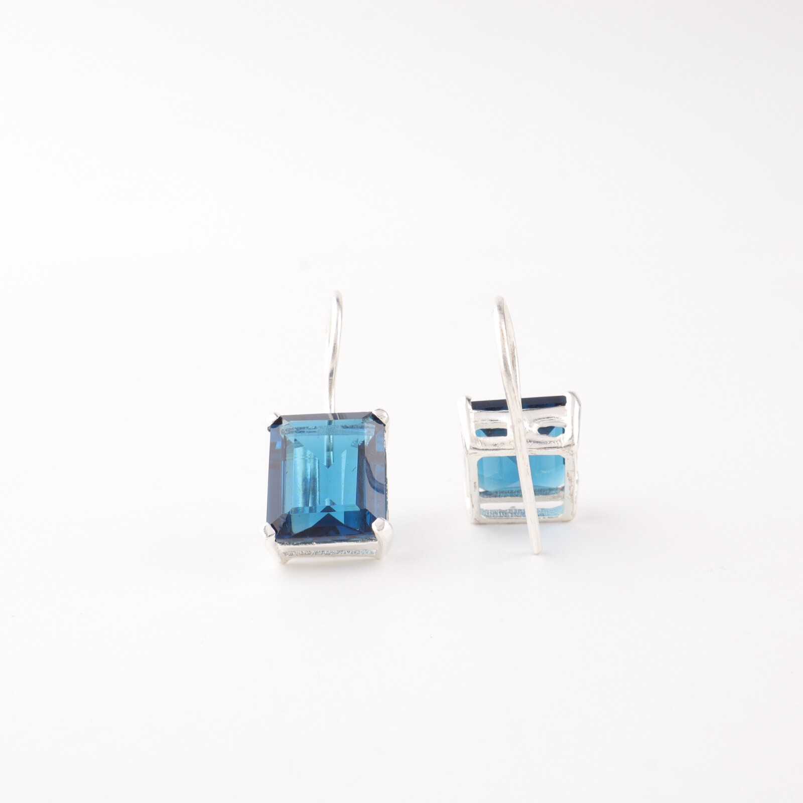 Natural London Blue Topaz Gemstone 925 Sterling Silver Handmade Earrings 1.06″