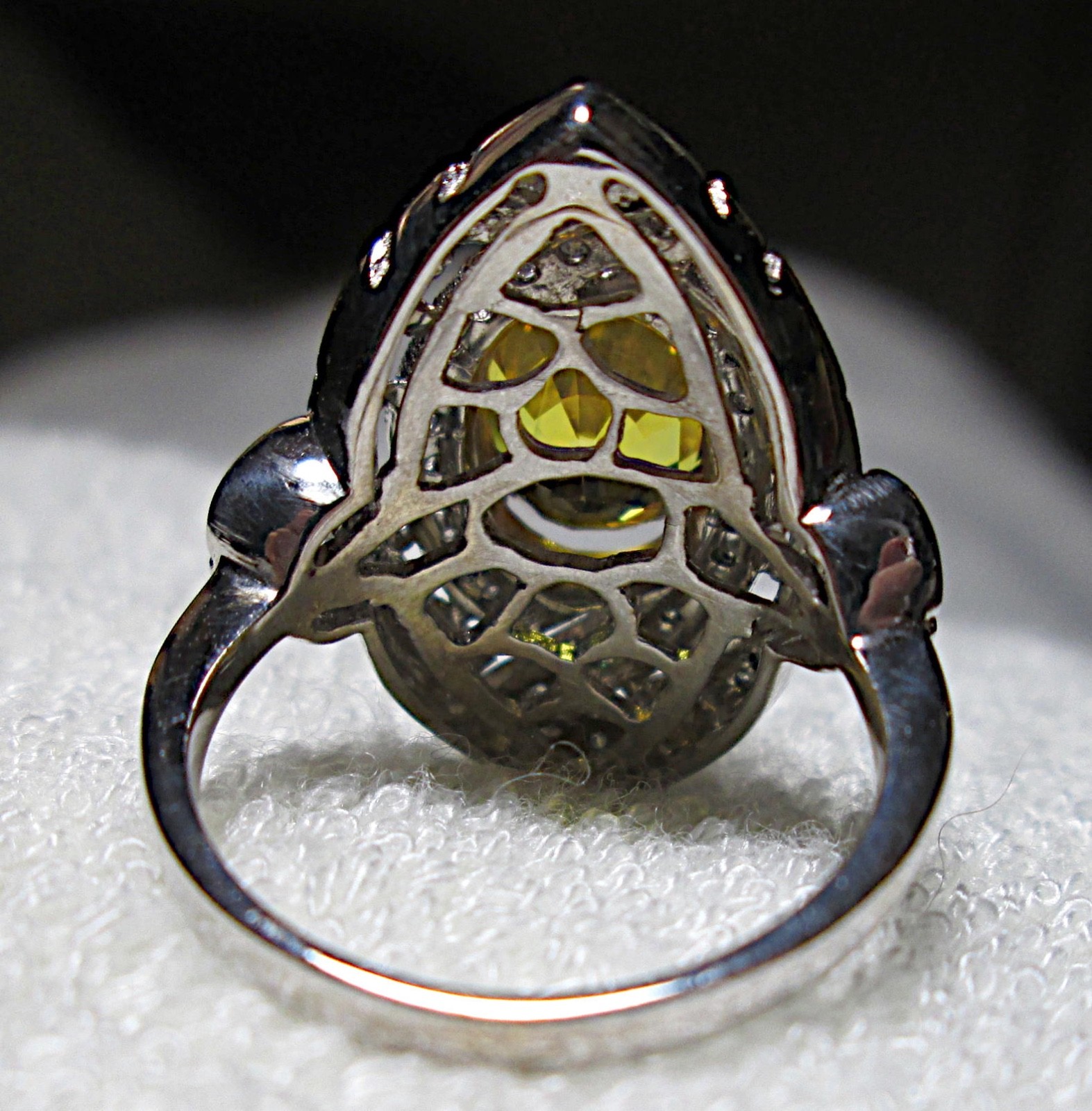 GORGEOUS 18K WG NATURAL SAPPHIRE DIAMOND RING SEPT BIRTHSTONE