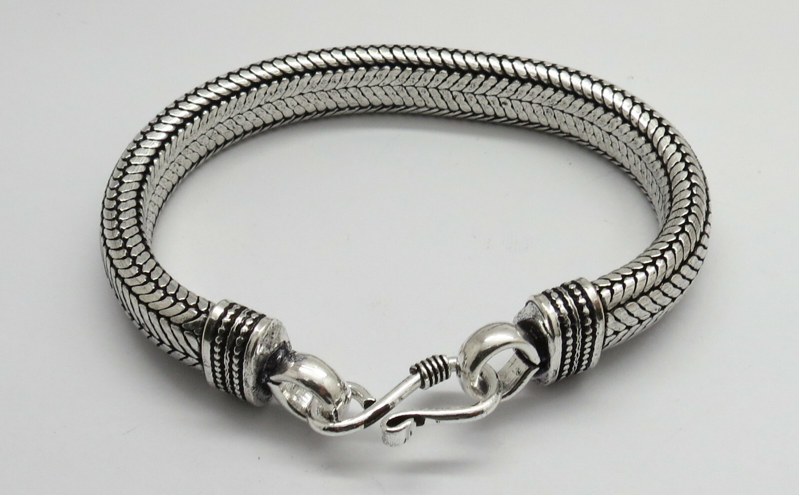 01 Piece Bracelet Bali Snake Silver Chain 10mm Wide 19cm, 20cm, 21cm Long