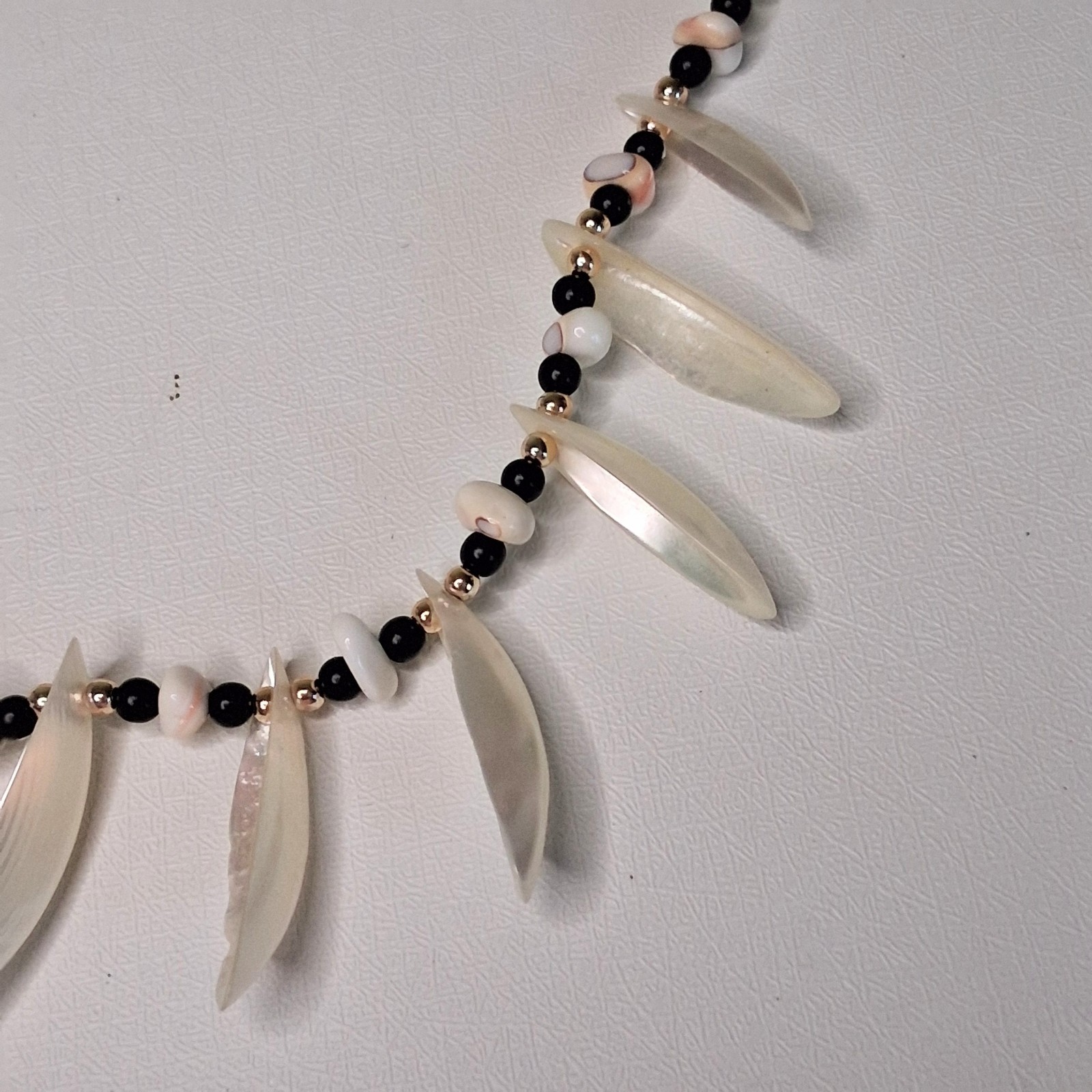 Boho Chic Shell Necklace Long Mother of Pearl Dangle Beads Vintage Beach Jewelry