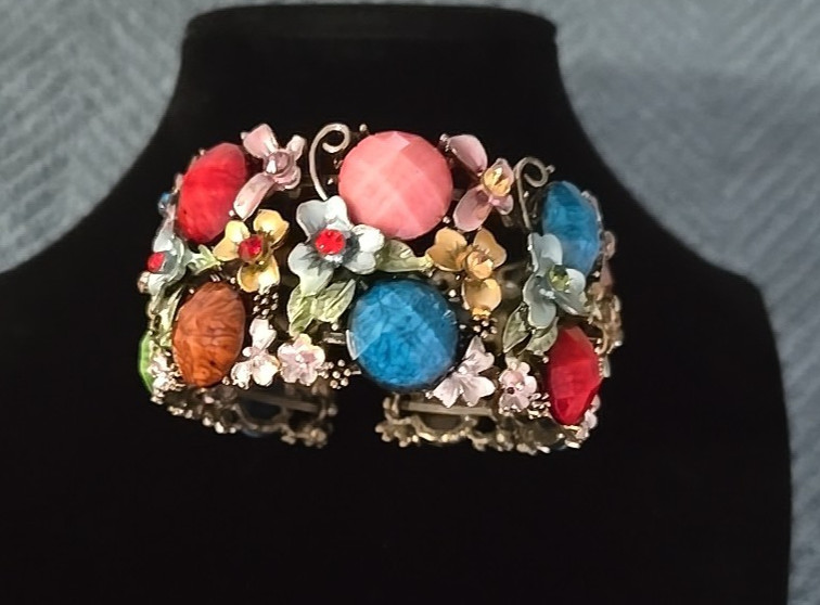 Multicolor Glass Flower Cuff Bracelet, Teardrop Stones, Beaded Charm.
