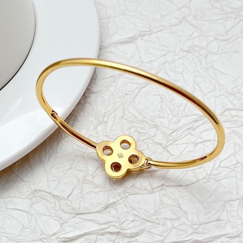 New Tory Enamel White Flower Design Bangle in Gold Size:6.5*5cm