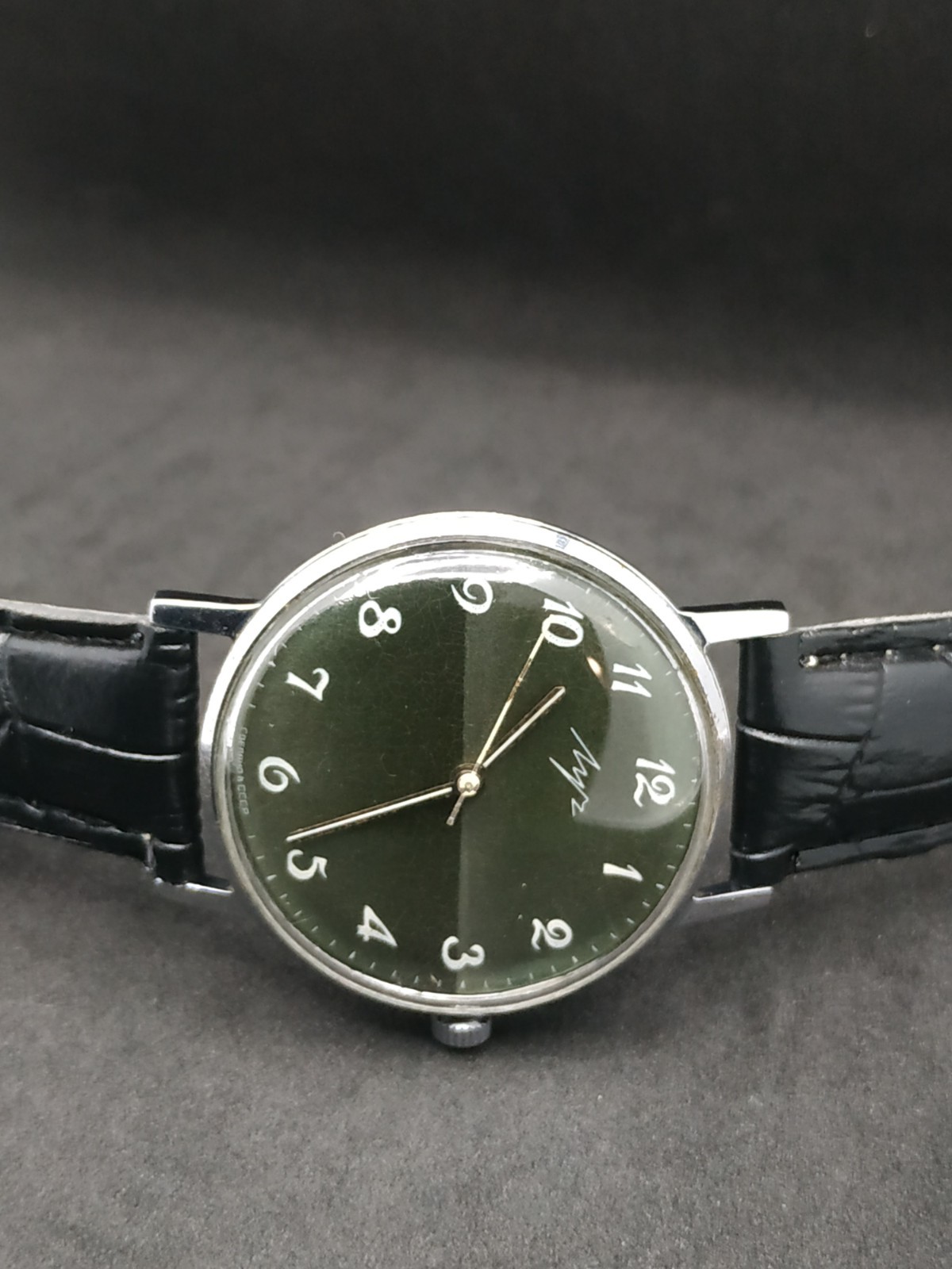 Retro Men’s Watch Luch Slim USSR Mechanical 2209 SERVICED Vintage Soviet Casual