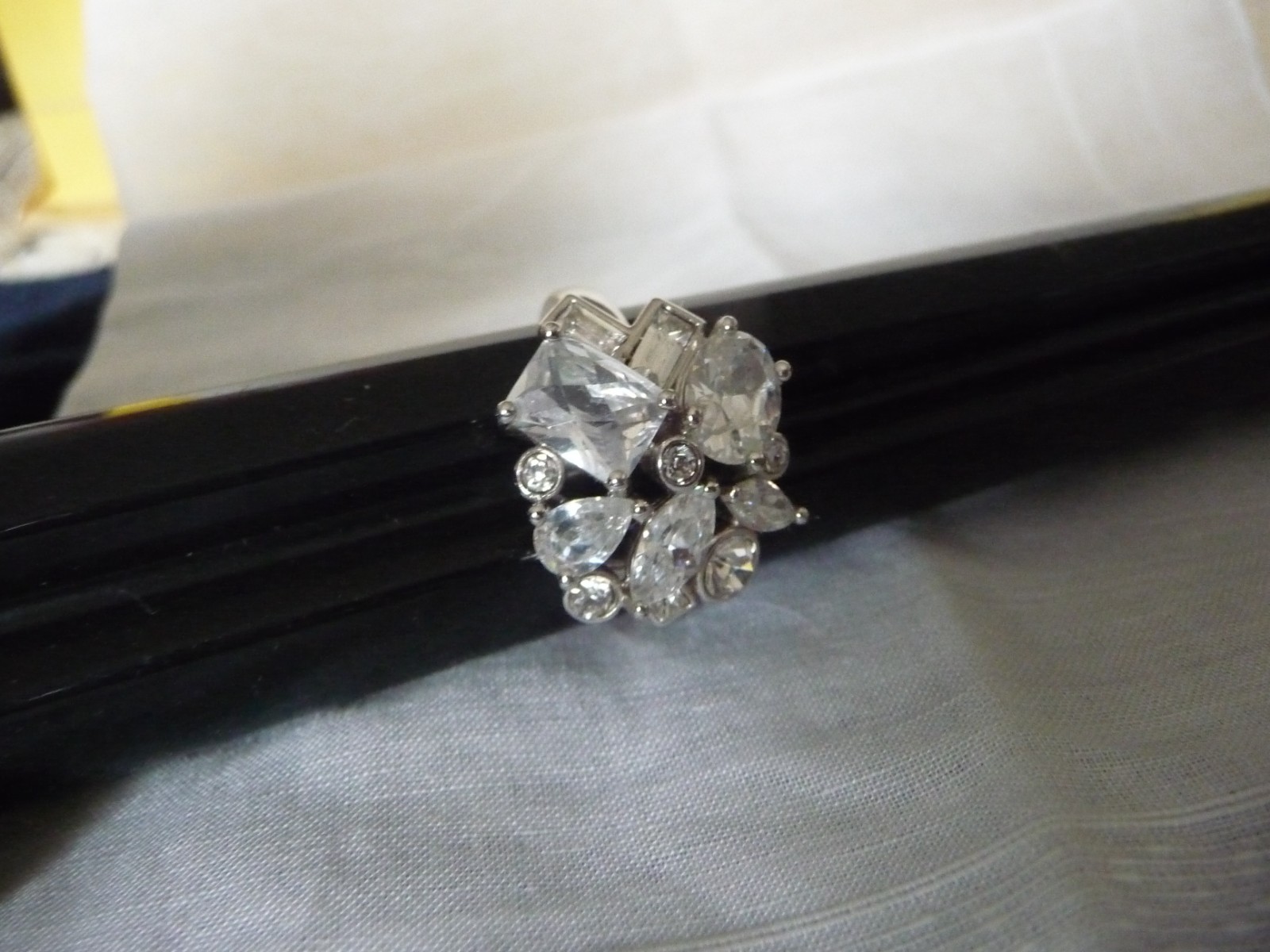 CLUSTER FAUX DIAMOND RHINESTONE MARKED NVC SILVER TONE SZ 11 RING #10/12-Q