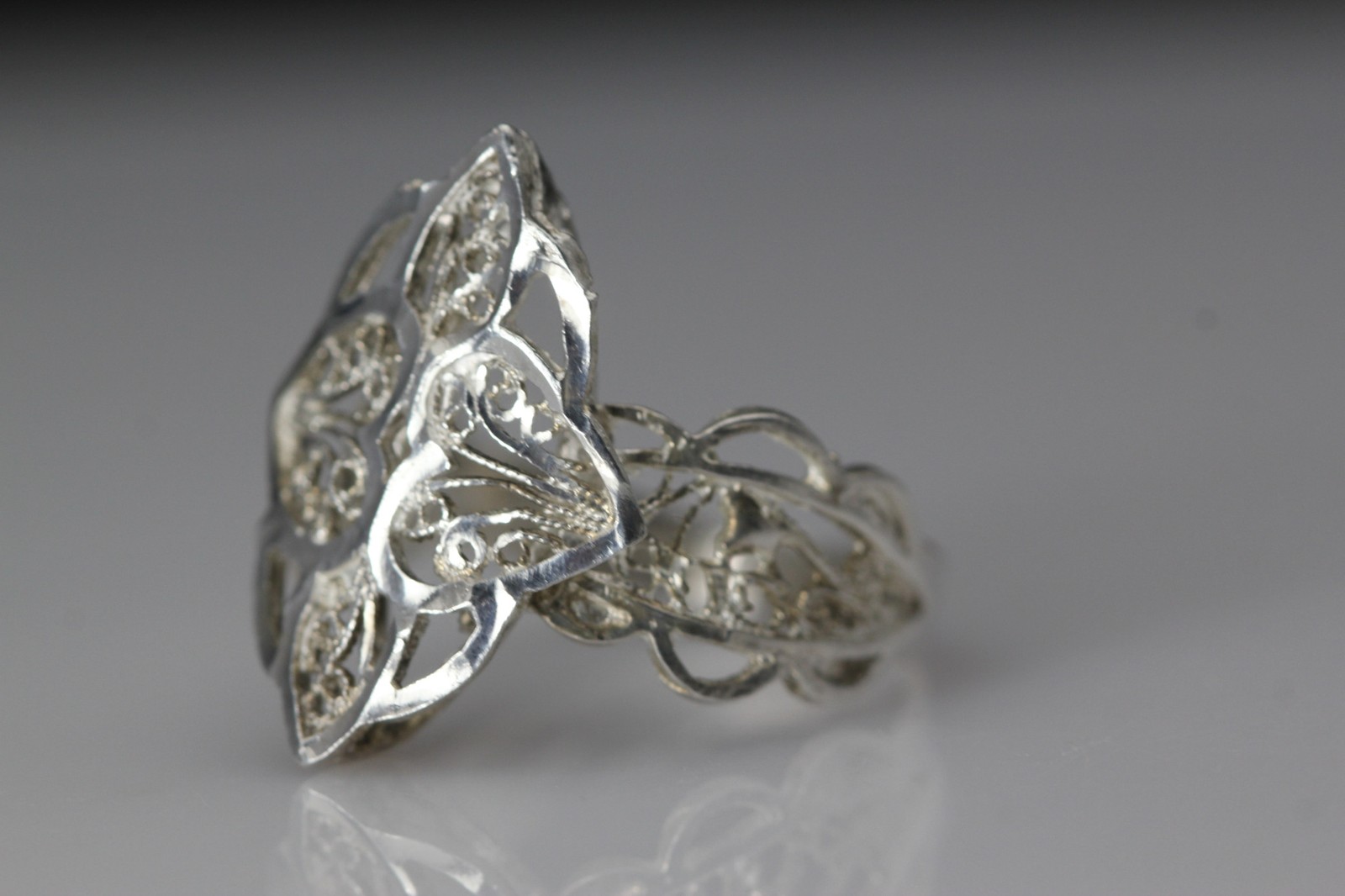 925 Sterling Silver Artisan Marquise Filigree Heart Size 8.75 Ring 3.2g(RIN9703)