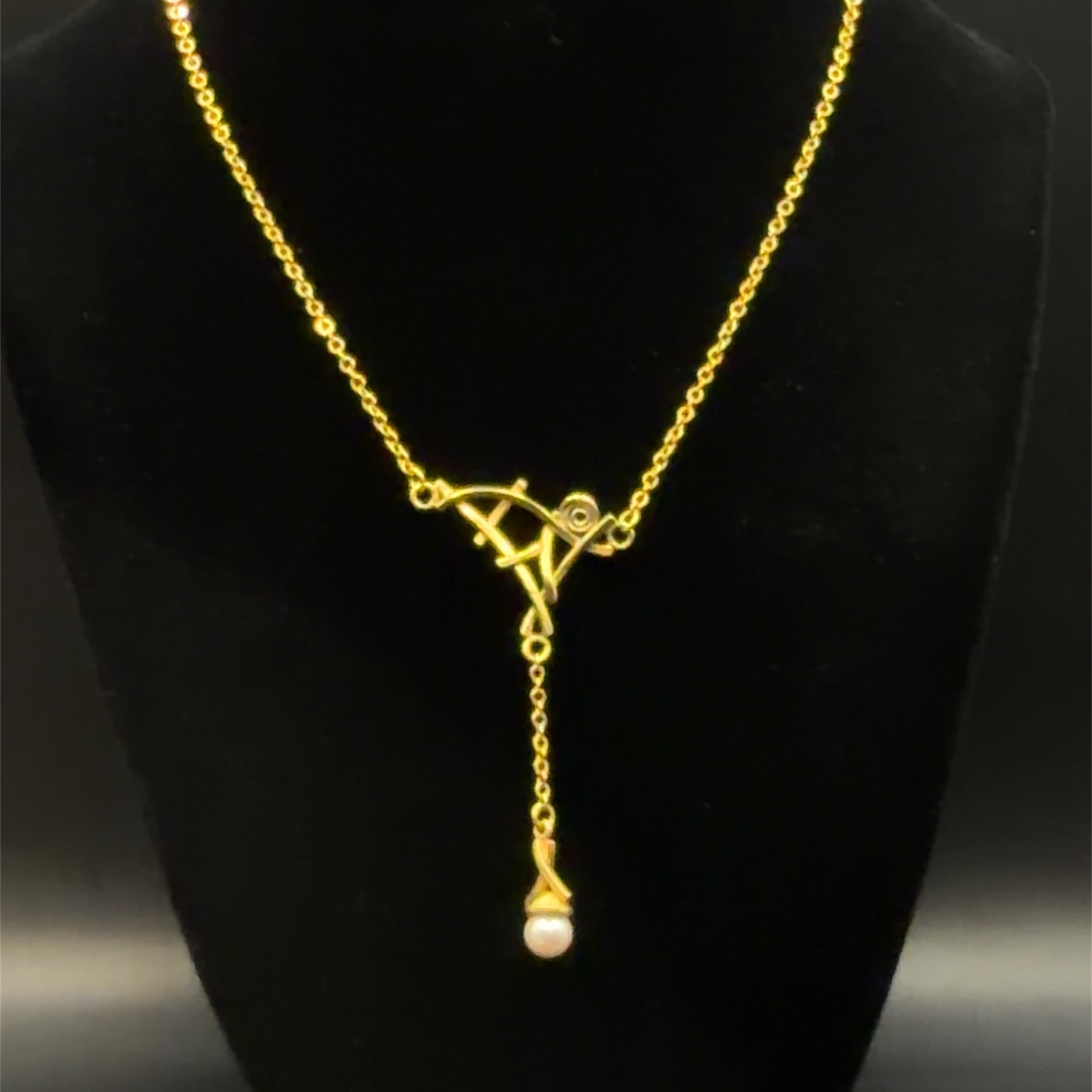 Vintage Yellow Gold Filled Freshwater Pearl Lavalier Necklace, 15 Inch, 5.5 gram