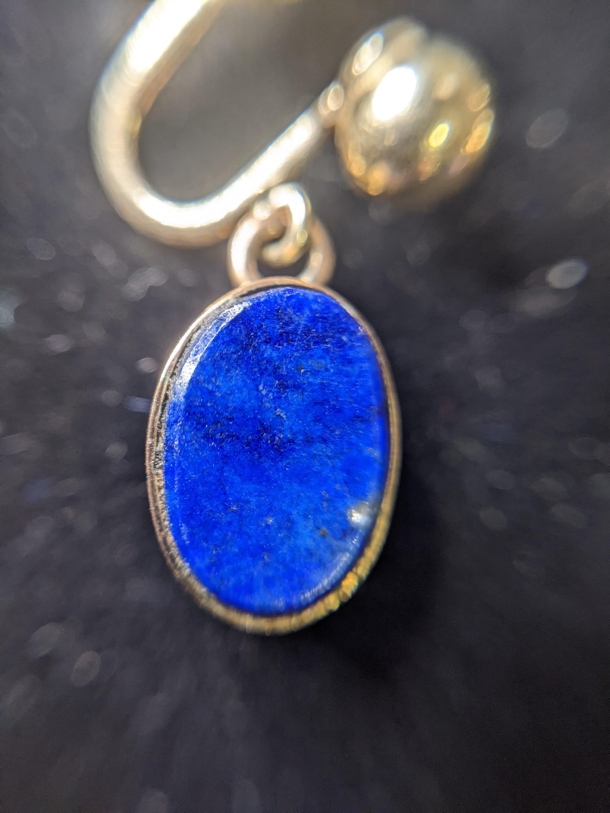 Vintage 14K Yellow Gold Natural Lapis Lazuli Screw Back Earrings, Flower Detail