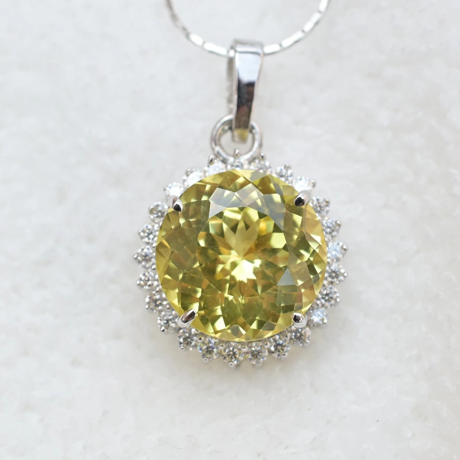 Natural Certified 30 Ct Yellow Sapphire Gemstone Pendant In Sterling Silver