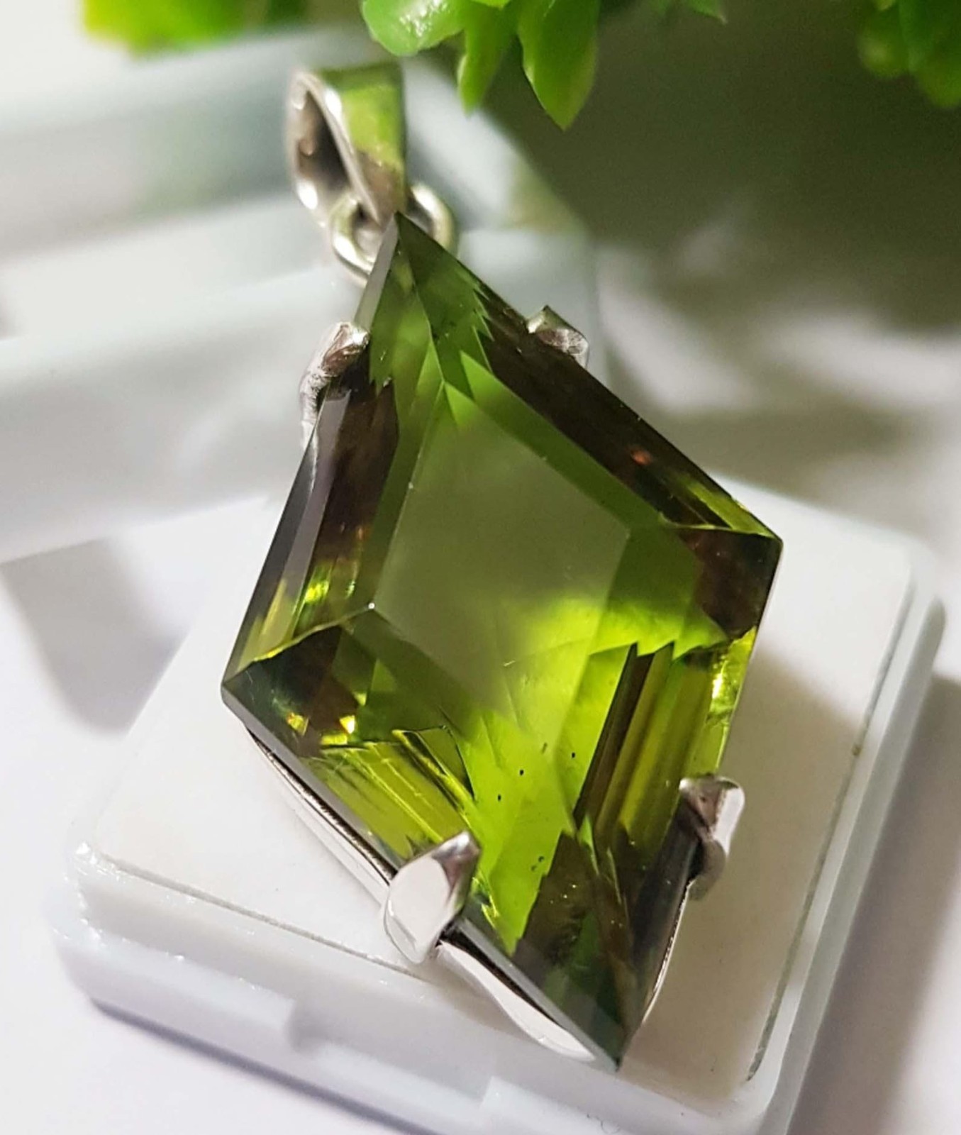 Natural 53 CT Color Change Alexandrite GIE Certified Gemstone Pendant 925 Silver