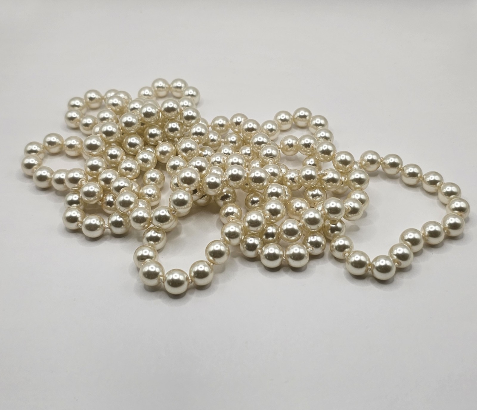 Vintage 8mm Glass Endless Pearl Necklace Hand Knotted Opera Length 60″ 1950-1959