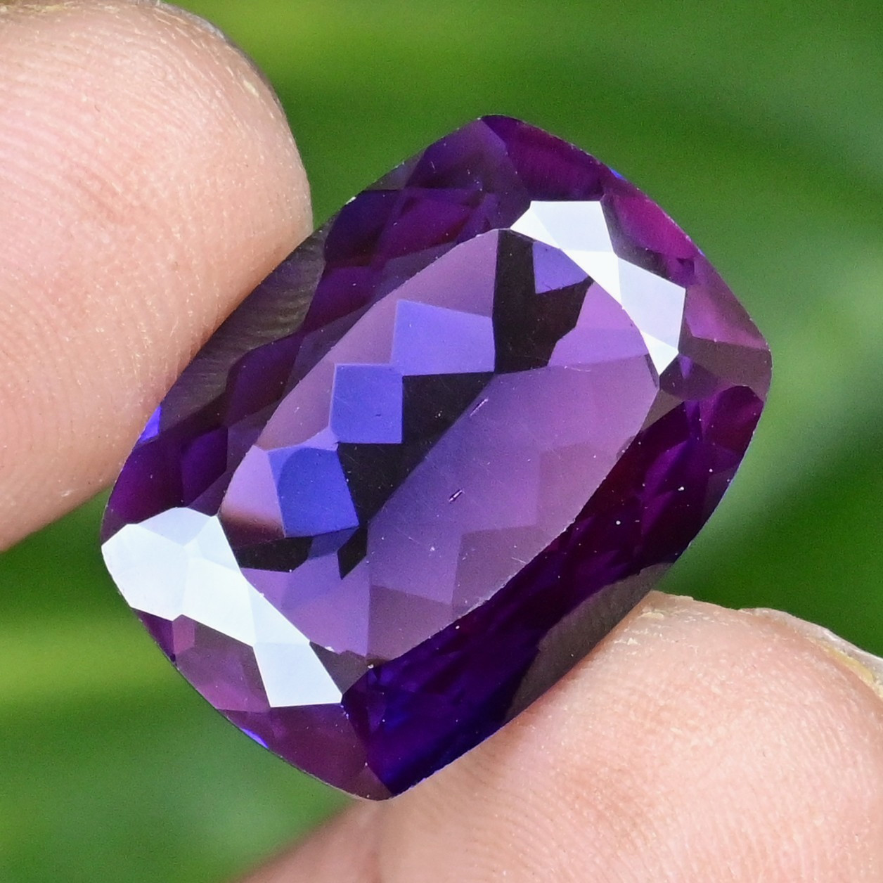 26.75 Ct Natural Purple-Blue Montana Sapphire Certified Flawless Loose Gemstone
