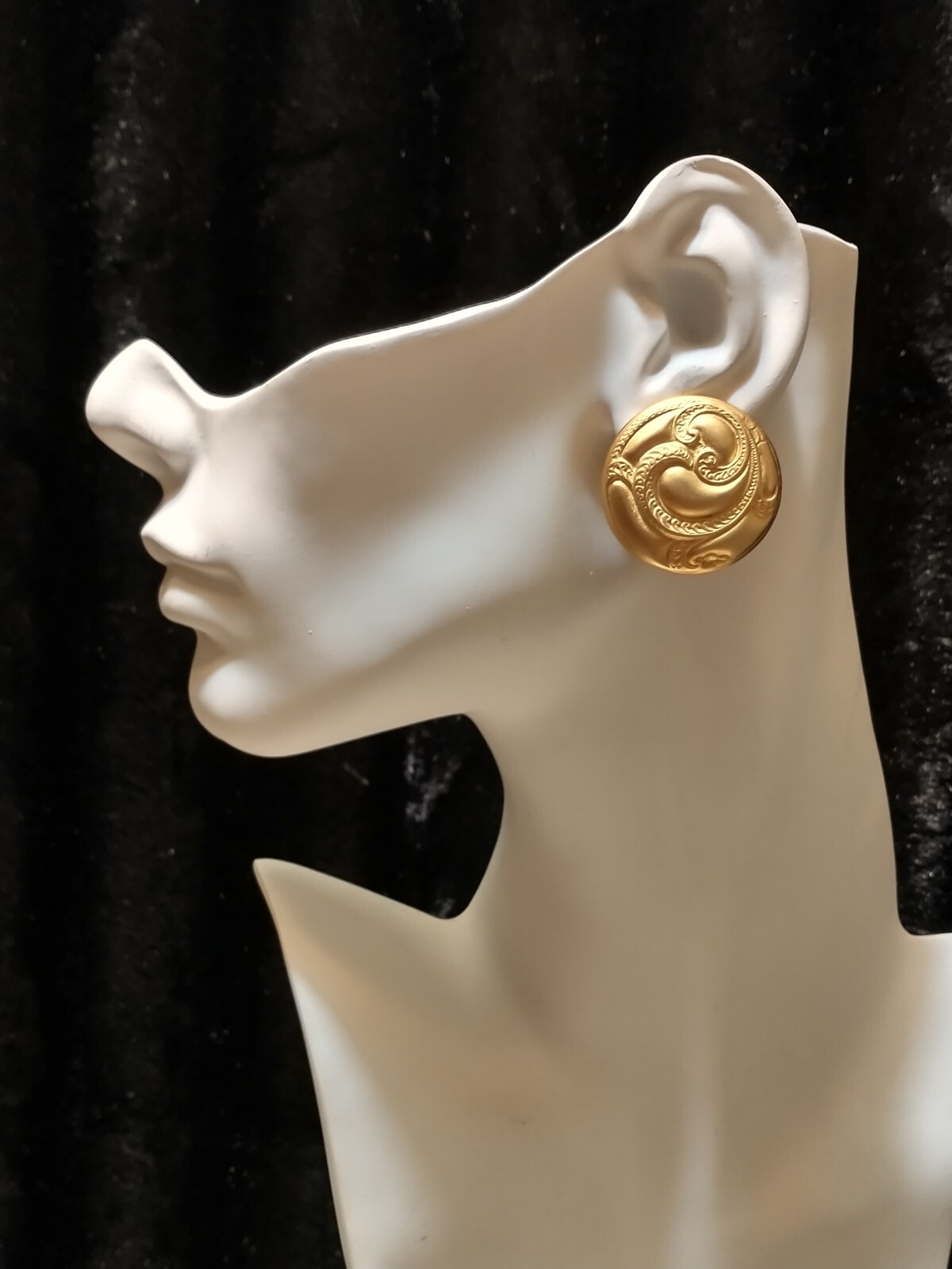Vtg Earrings 80’s ART DECO/NOUVEAU CLASSY Swirled BRUSH Matte GOLDTONE RARE Clip