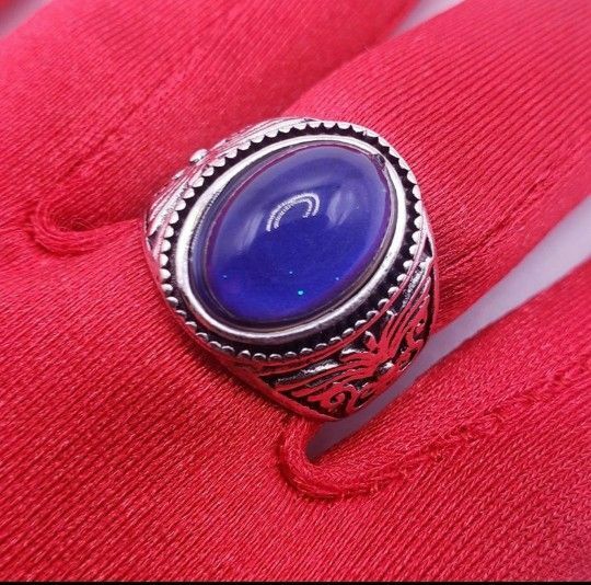 Men and Women Silver Mood Ring Color Change Size 7, 7.5, 8, 8.5, 9, 9.5, 10, 11