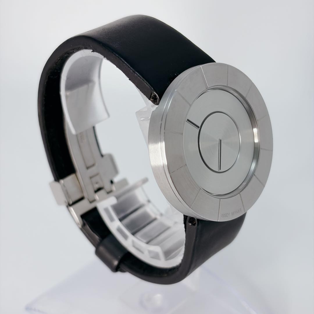 Issey Miyake Tokujin Yoshioka VJ20-0010 Men’s Watch 38mm