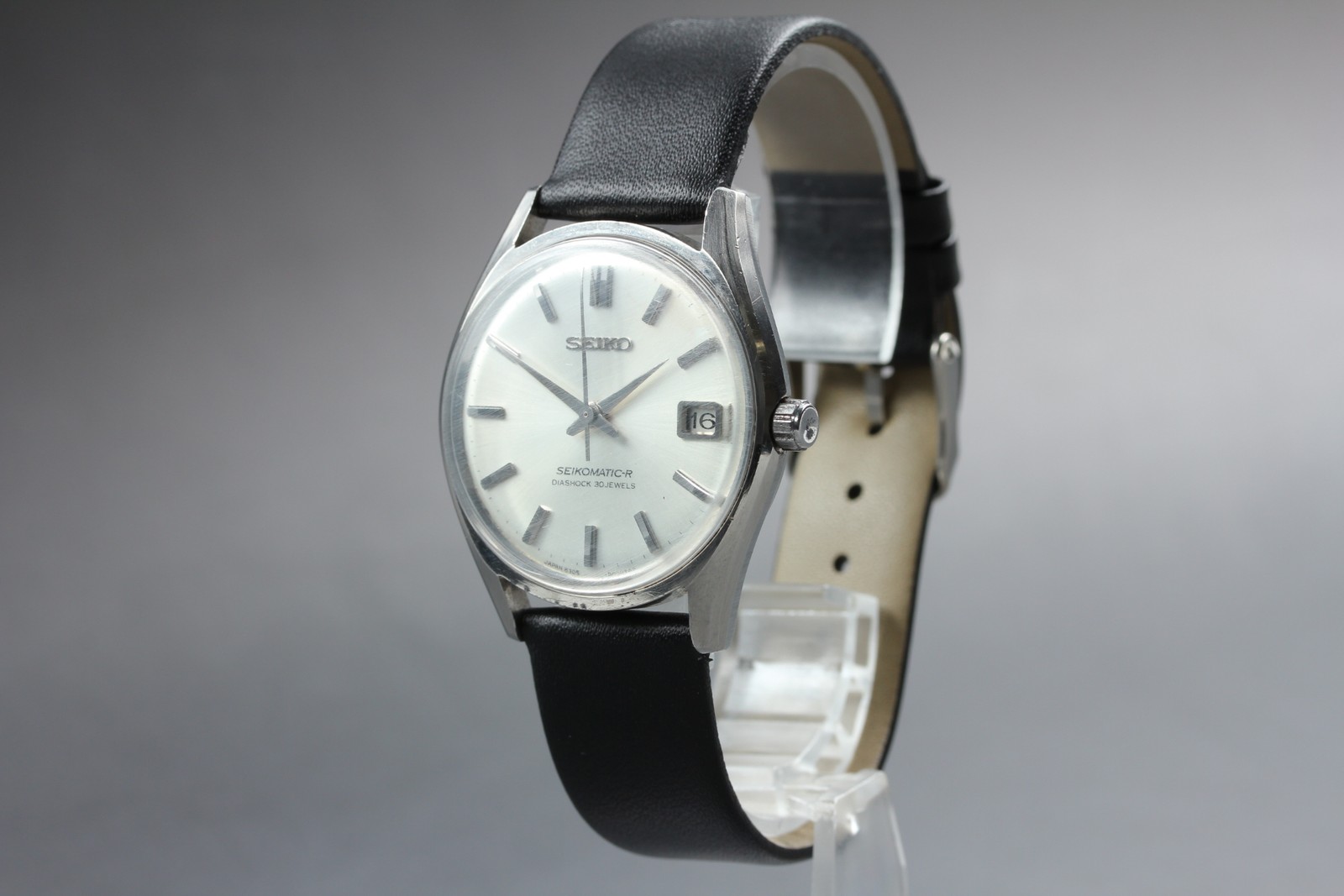 Seikomatic-R 8305-8010 White 35mm Automatic 30J Men’s Watch JP 1965 Near MINT