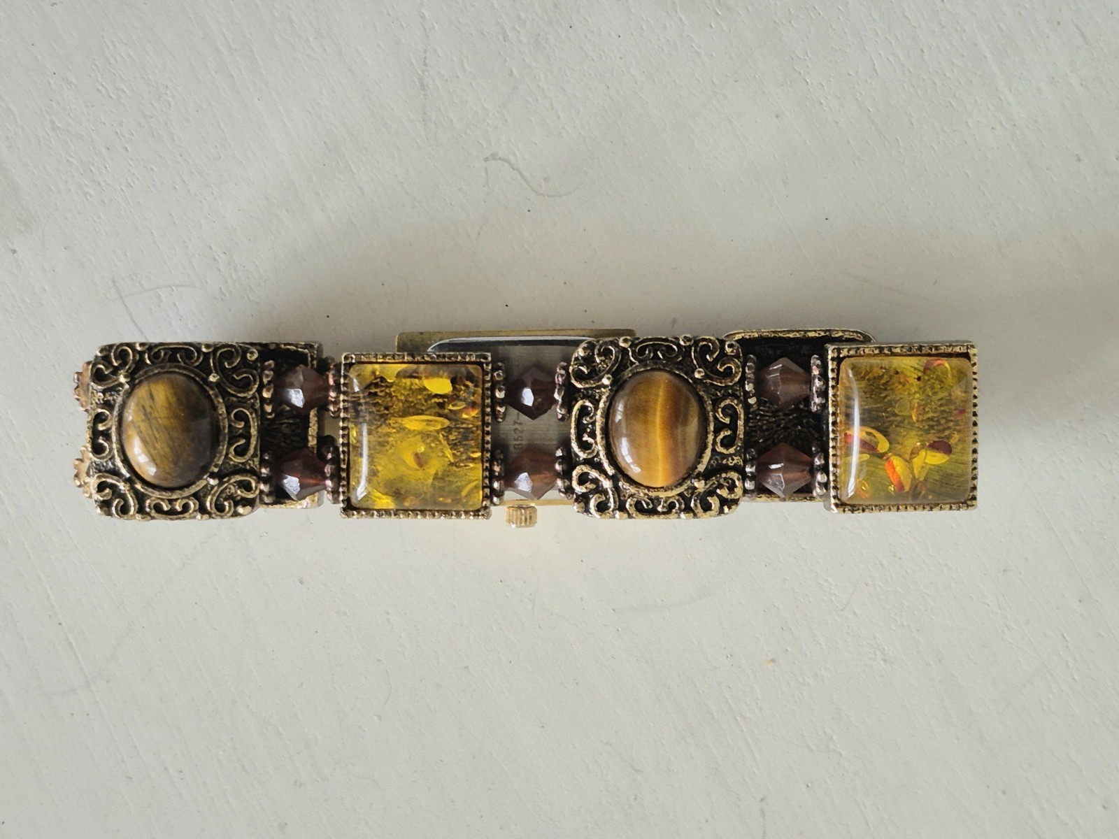 Vintage Renaissance Women’s Watch by Accutime Watch Corp. Quartz Analog Dial