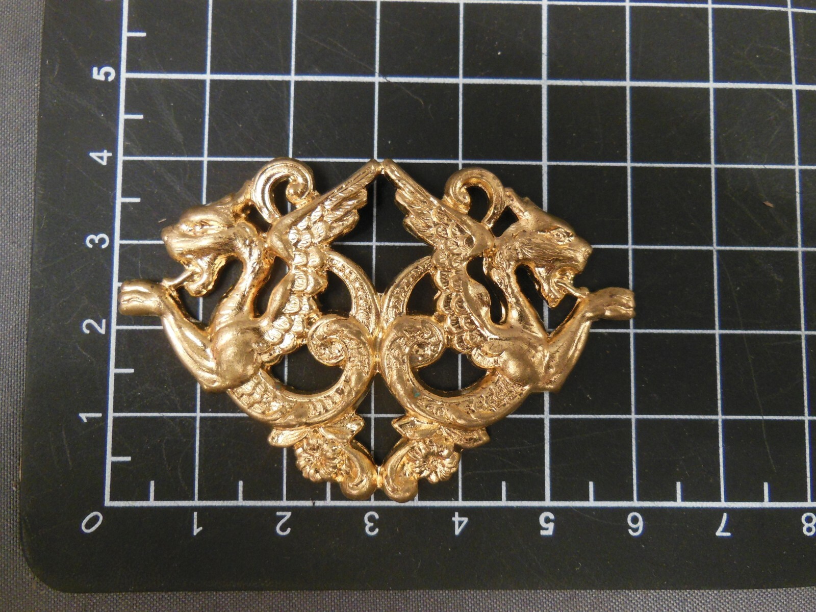 Large Double Dragon/Griffin hollow Brass stamping jewelry finding (osb0033)