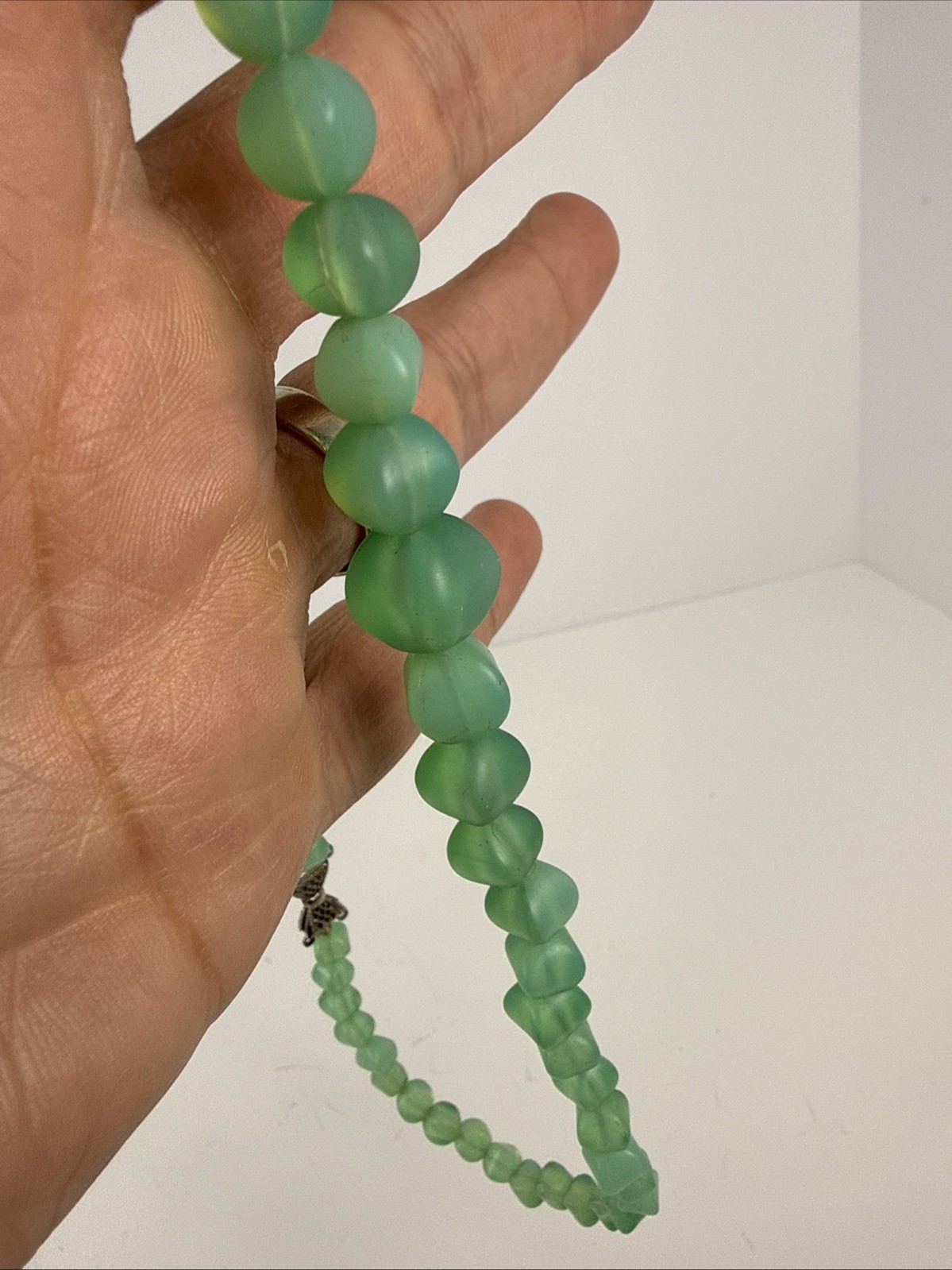 Natural Green Beaded Necklace 16.5in – Vintage