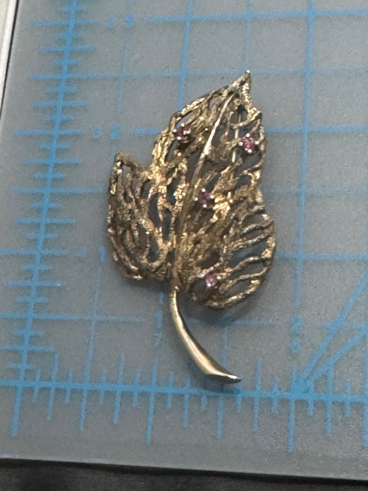 F-083 Vtg Les Bernard Sterling Silver Gold-Wash Brooch Leaf Design Topaz?