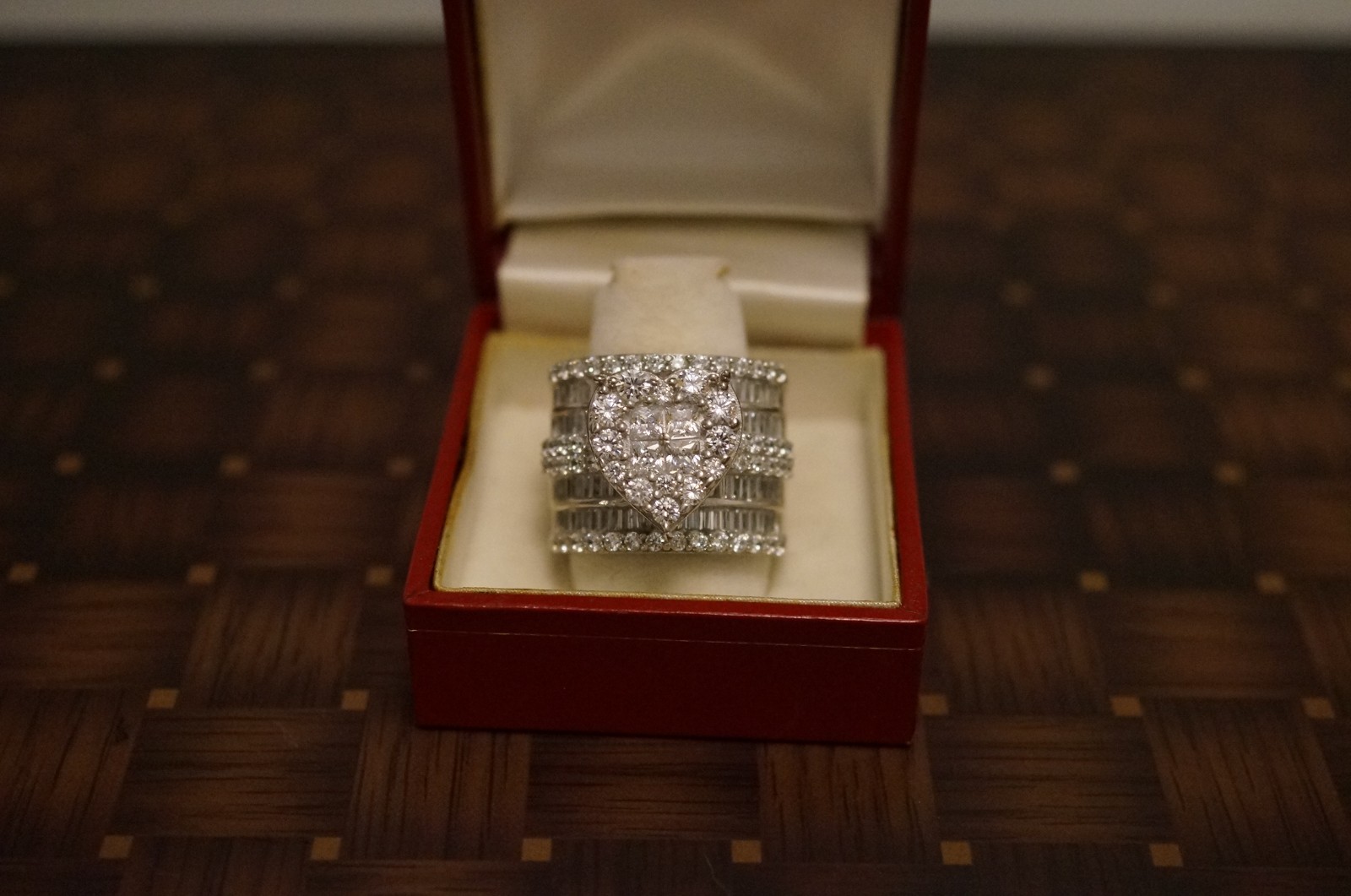 Bella Luce CZ Rhodium over Sterling Heart Ring 8.25ctw JTV BLN309 NWOT Size9