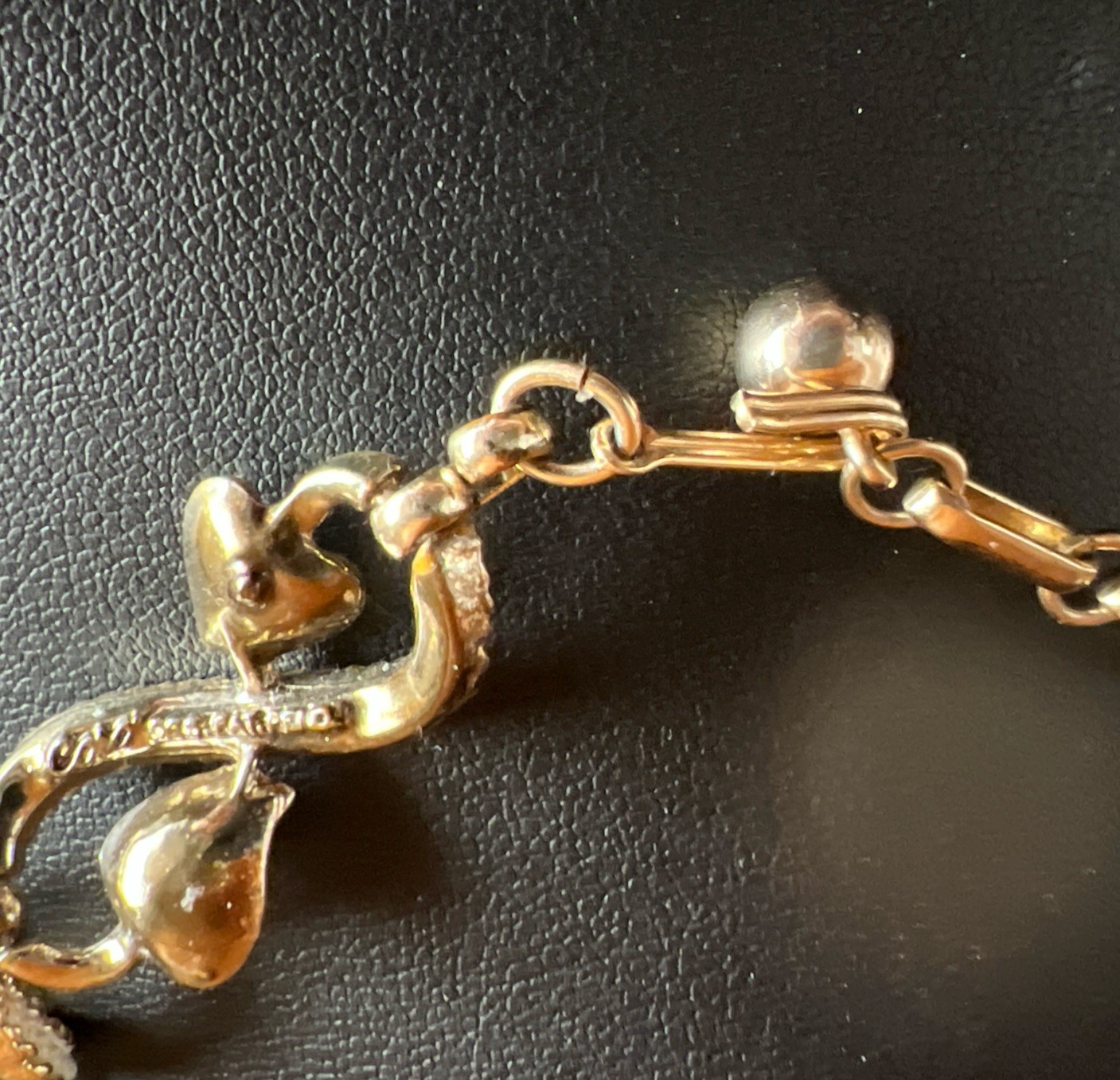 Vintage Coro Cream Necklace Gold-tone Stamped Des Pat. Pend 40s-50s 16 In