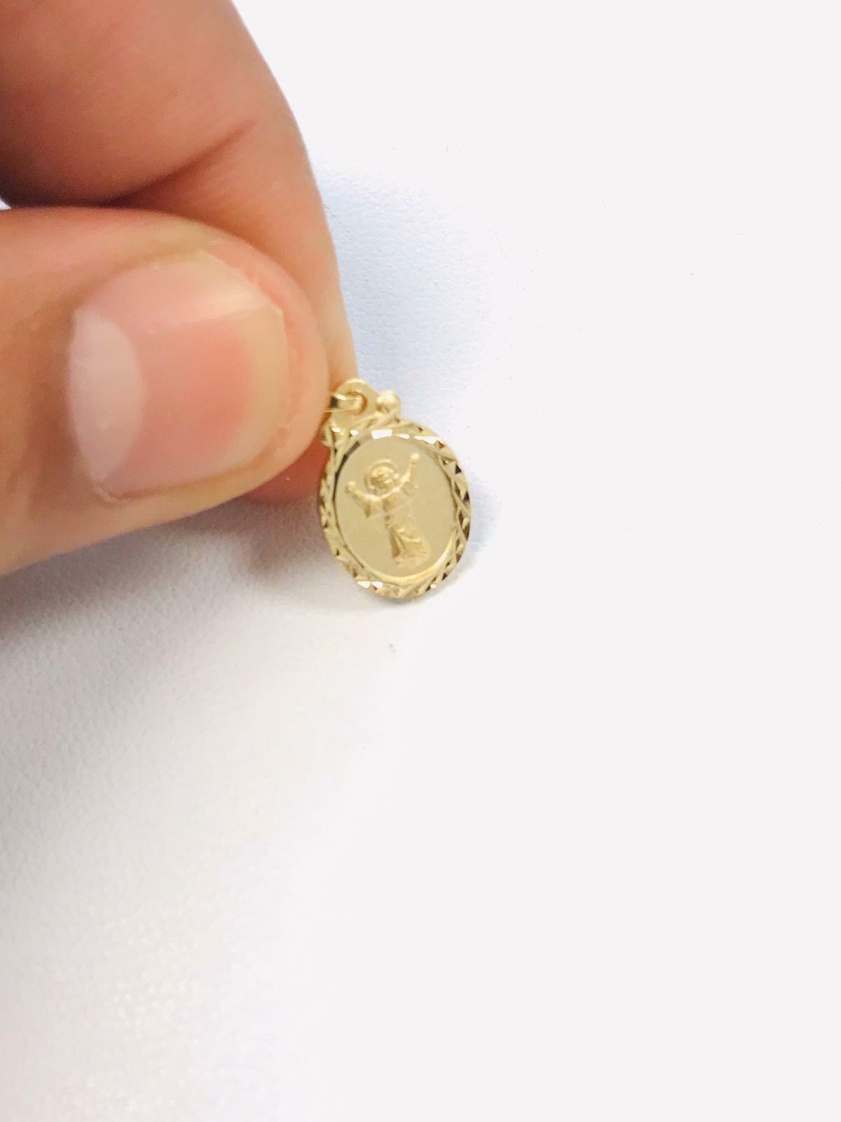 Cadena Y Dije del Divino Niño en Oro Laminado 14K Para Niños/Mujer 16x10mm 16″.