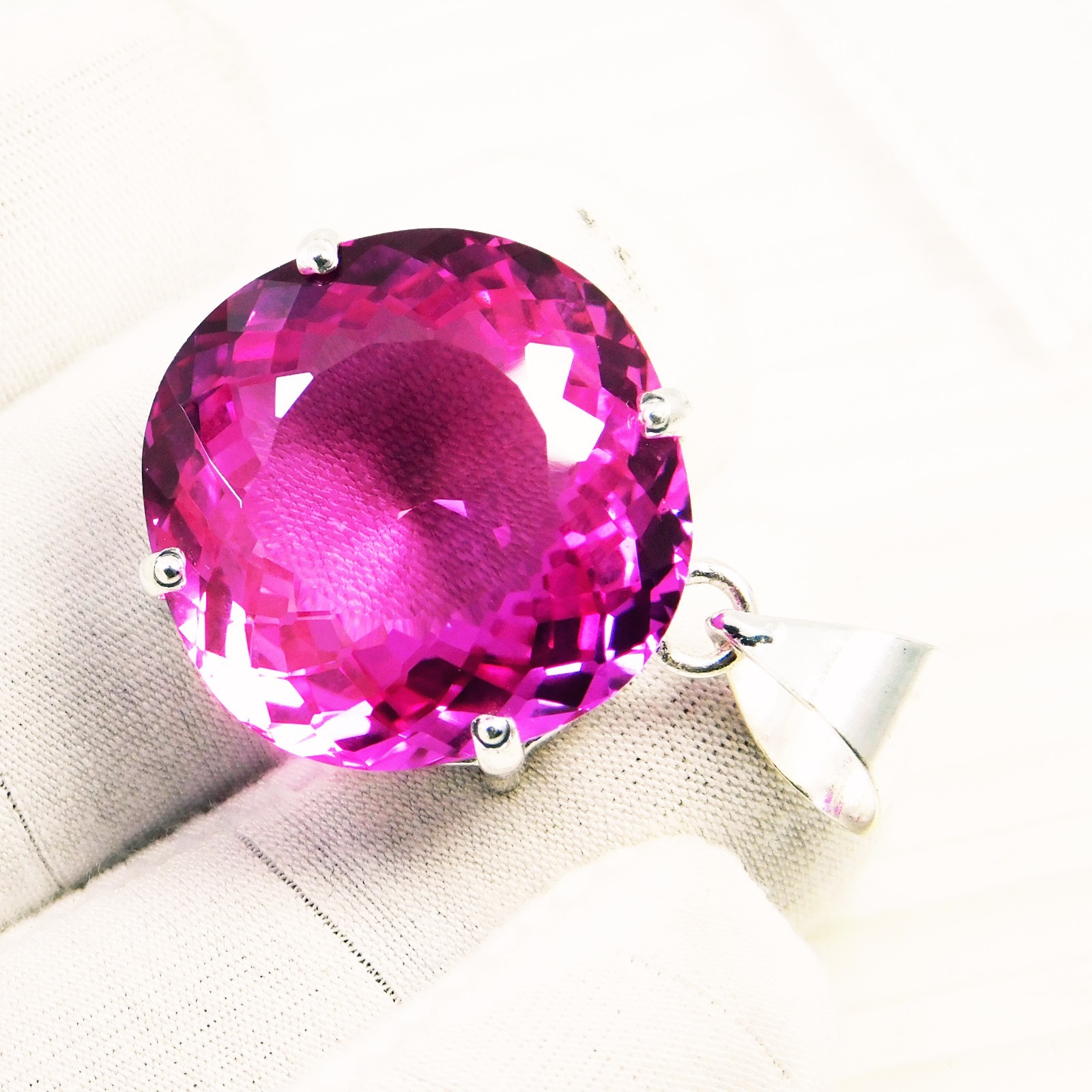 Natural 63.40 CT Certified Pink Ruby Loose Gemstone Pendant 925 Solid Silver
