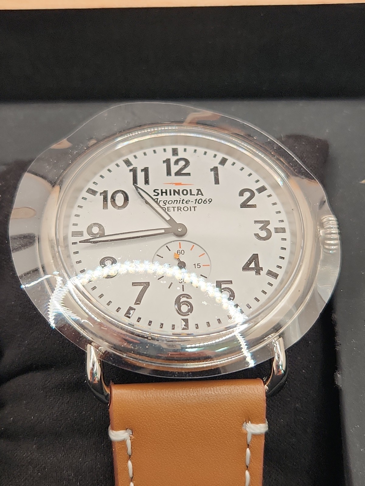 Shinola Detroit The Runwell Cream Dial Leather Strap Argonite 1069 Watch