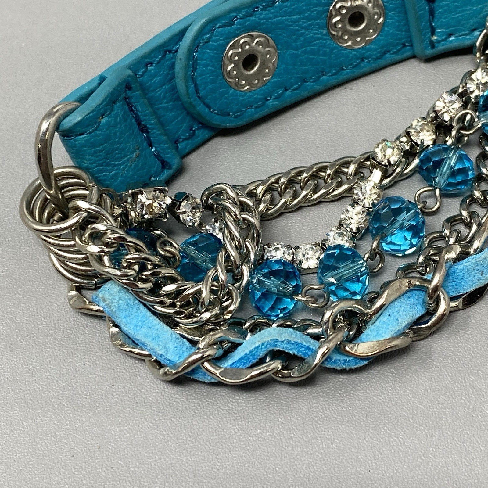Layered Blue Glass Bead Bracelet Silver Tone Metal Chain Button Snap Punk 6.5″