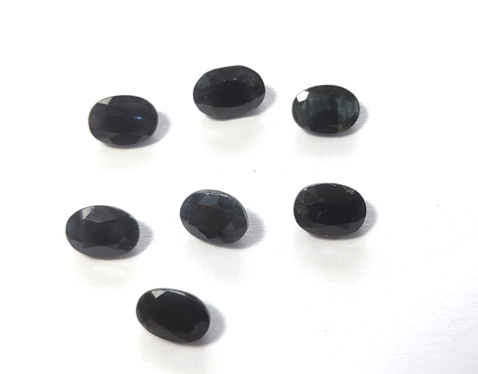 8.00 Carats Blue Sapphire 7 Pieces Oval Shapes Approx 7x5mm Unset Gems