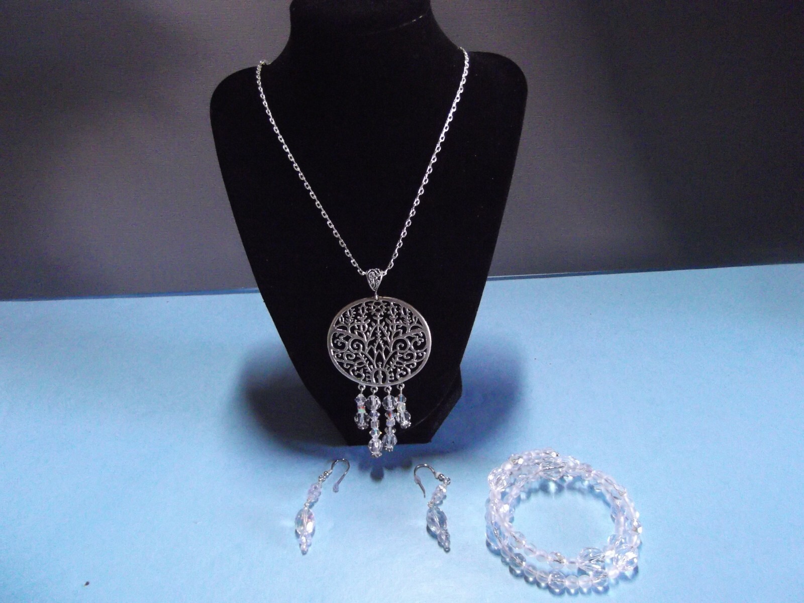 Jewelry Jill MacKay Sterling Plated 9″in Necklace/Glass Beaded Bracelet/Earring