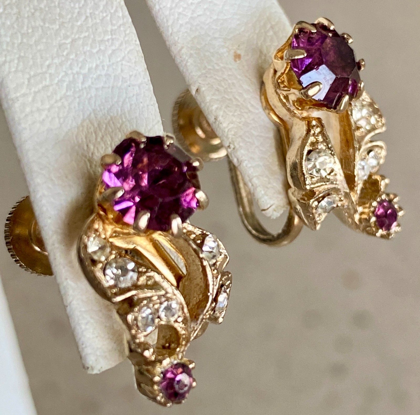Vintage Faux Amethyst Rhinestone Set Abstract Floral Design Clip On Earrings