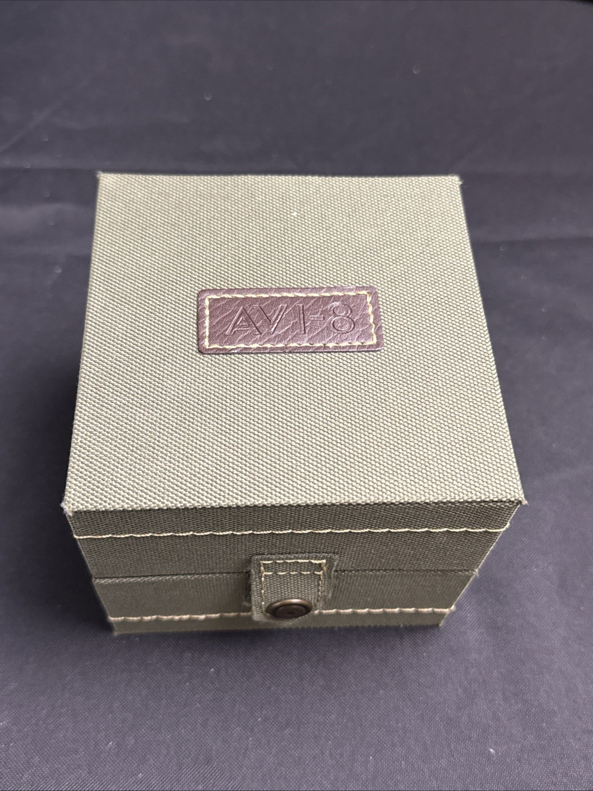 AVI‑8 …..P-51 Mustang Bottisham Quartz Limited-Edition – model number AV-4069