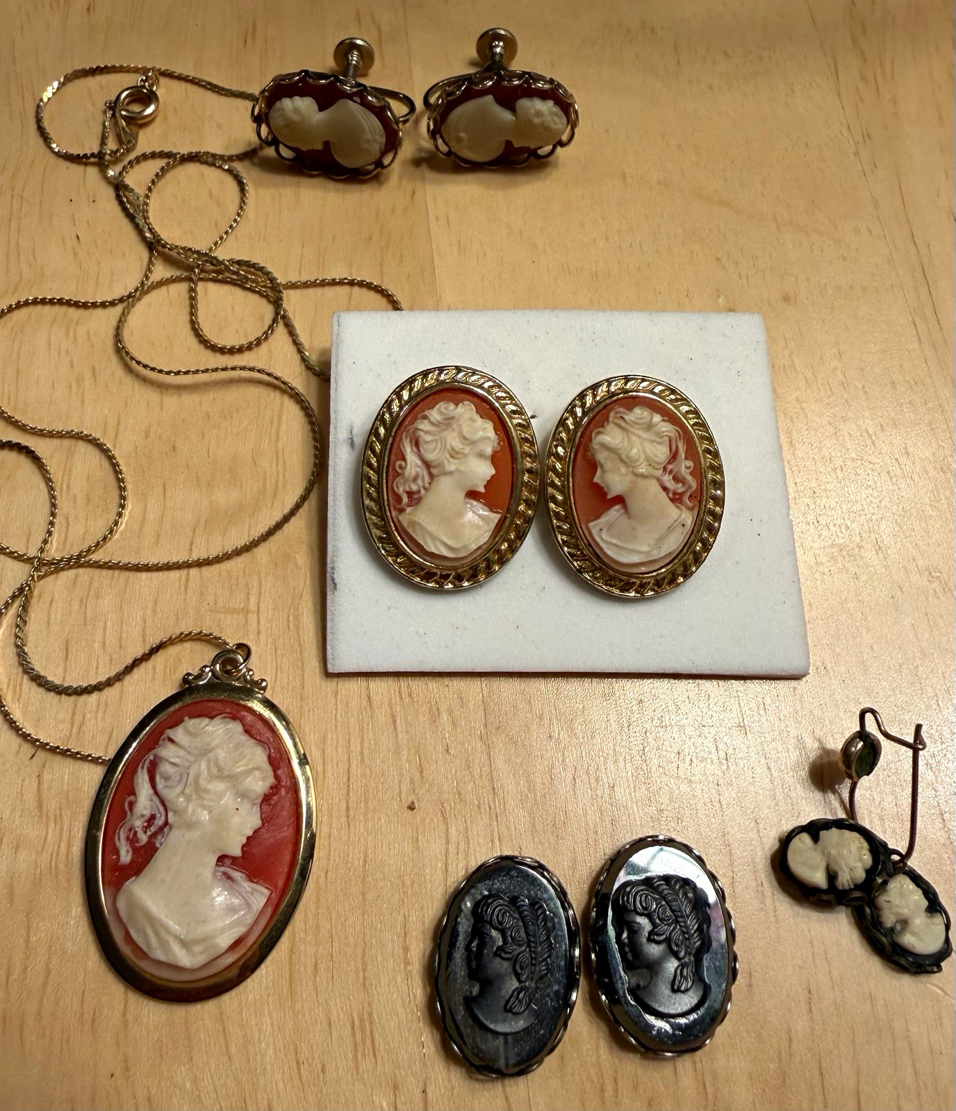 Lot of Cameo jewelry