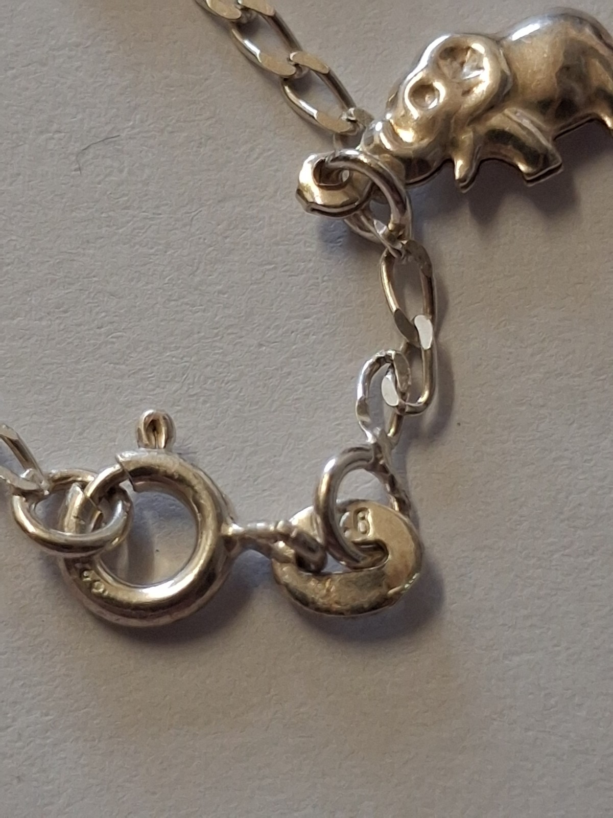 Sterling Silver Elephant Bracelet – 16cm – 4gs.
