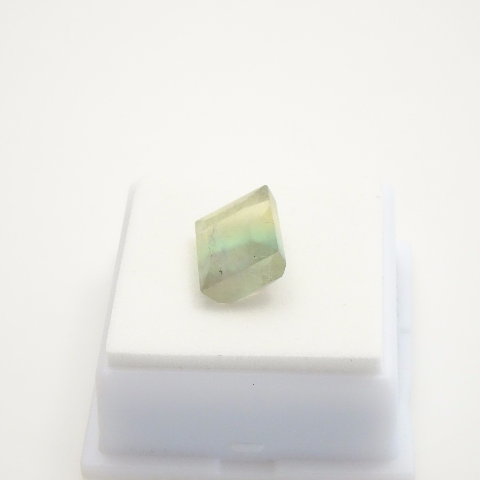 Beautiful Banded Fluorite – 9.80ct – Emerald – 12.43×10.48mm -Fluorite Gemstone