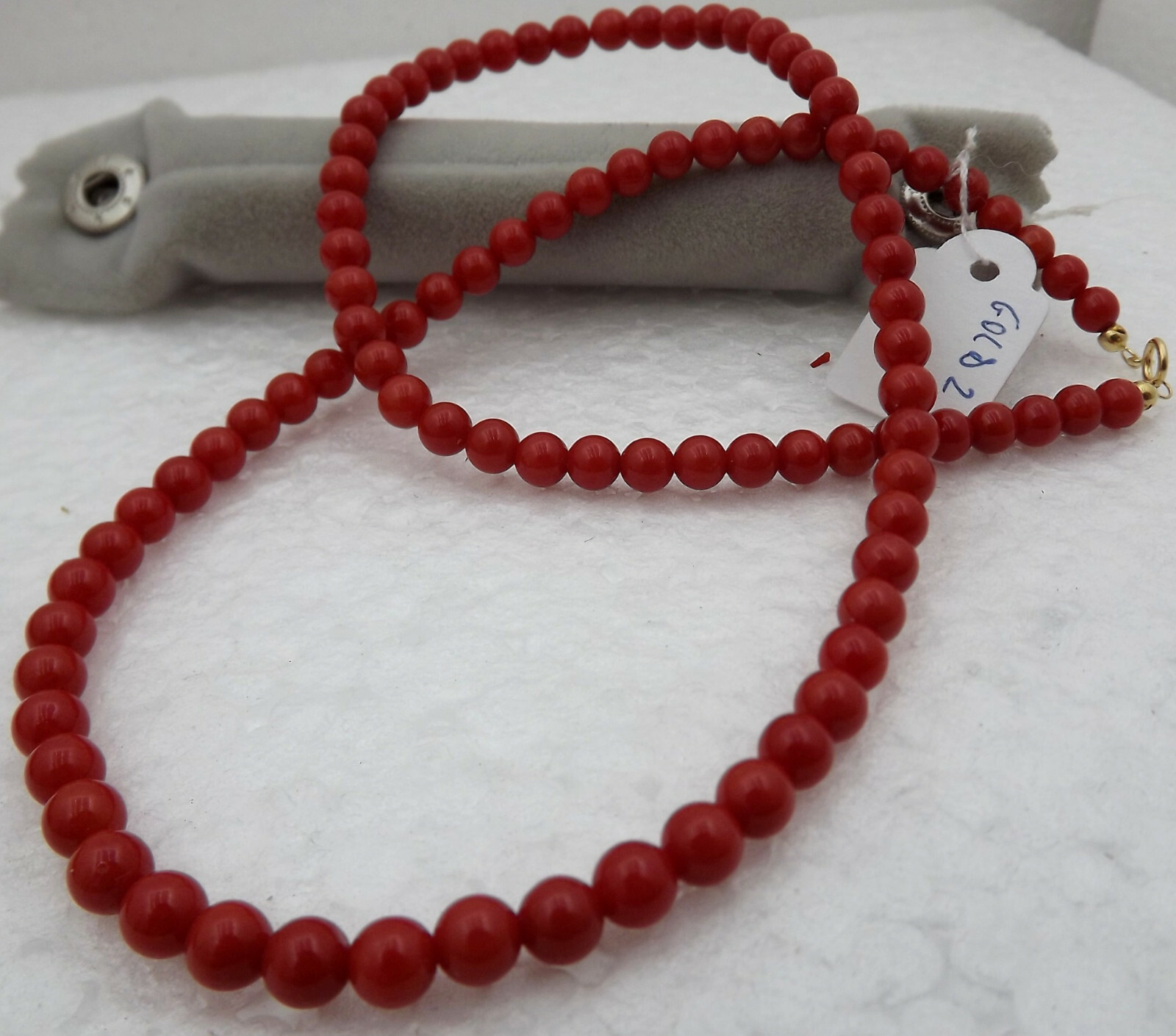 red coral necklace,corallo rosso,Korallen,紅珊瑚項鍊,улаан шүрэн corail rouge rojo