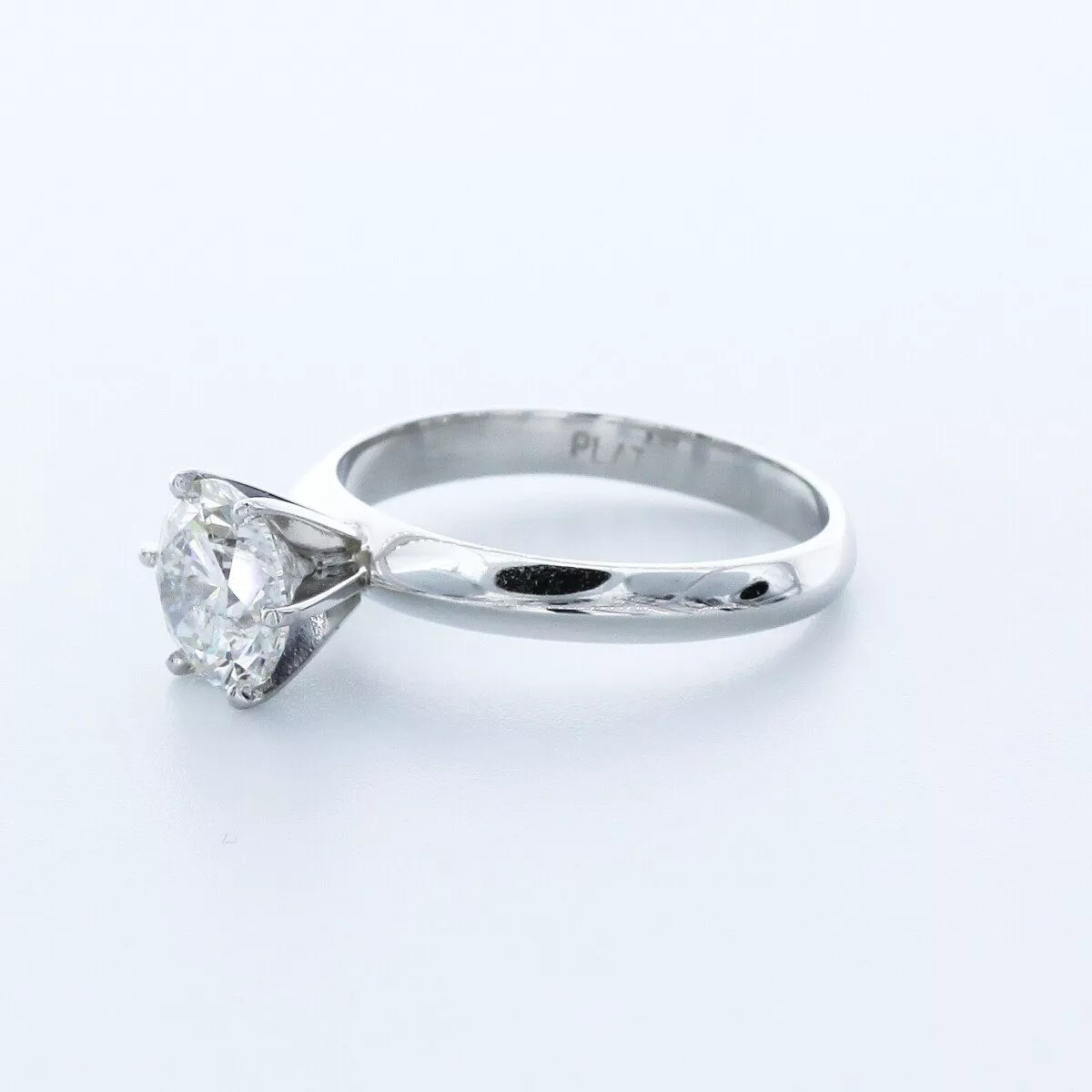 Solitaire Engagement Ring Platinum Classic Round 1.80 CT Lab-Grown Diamond E SI1