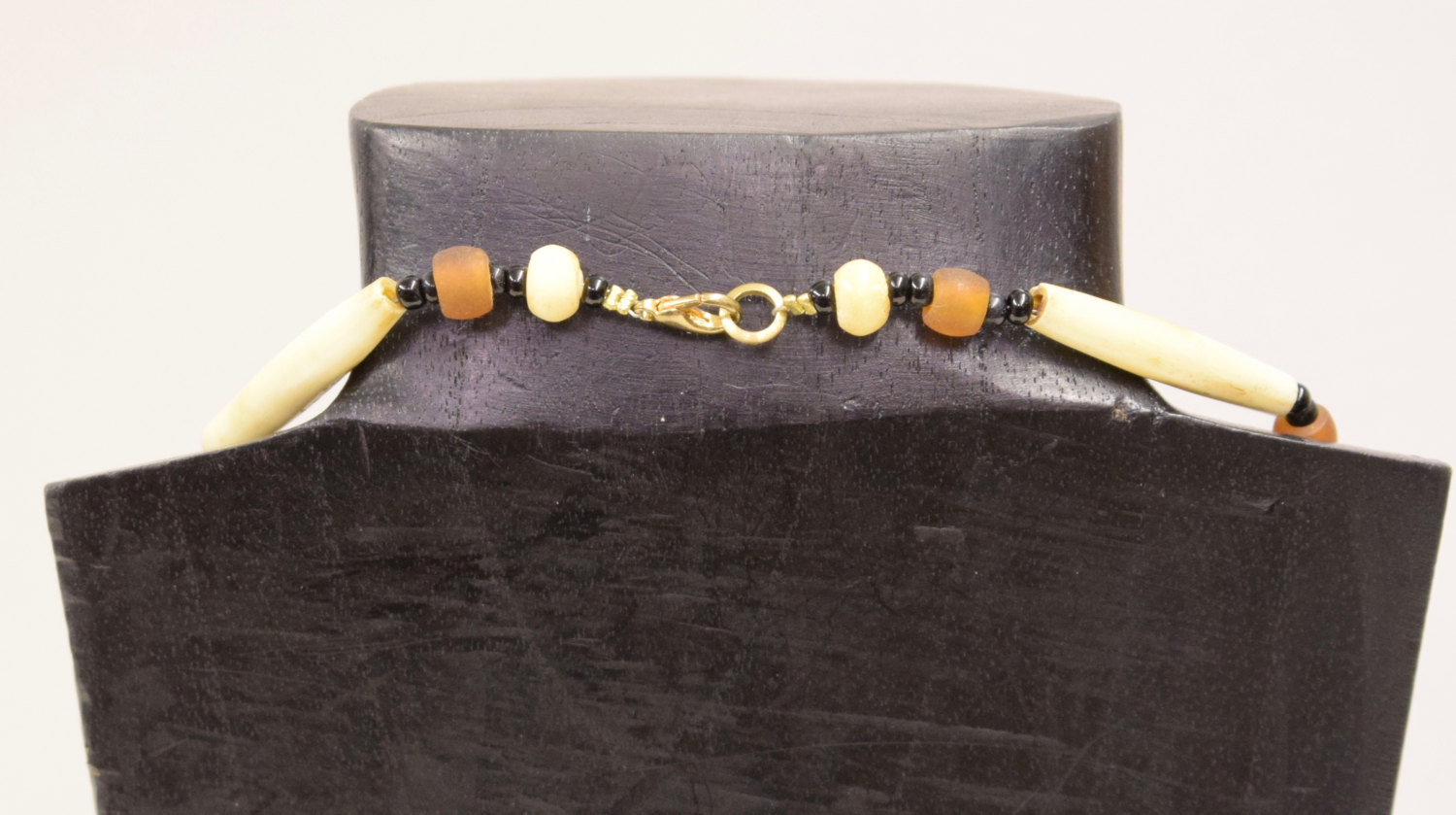 Necklace Assorted Horn Bone Beaded Necklace