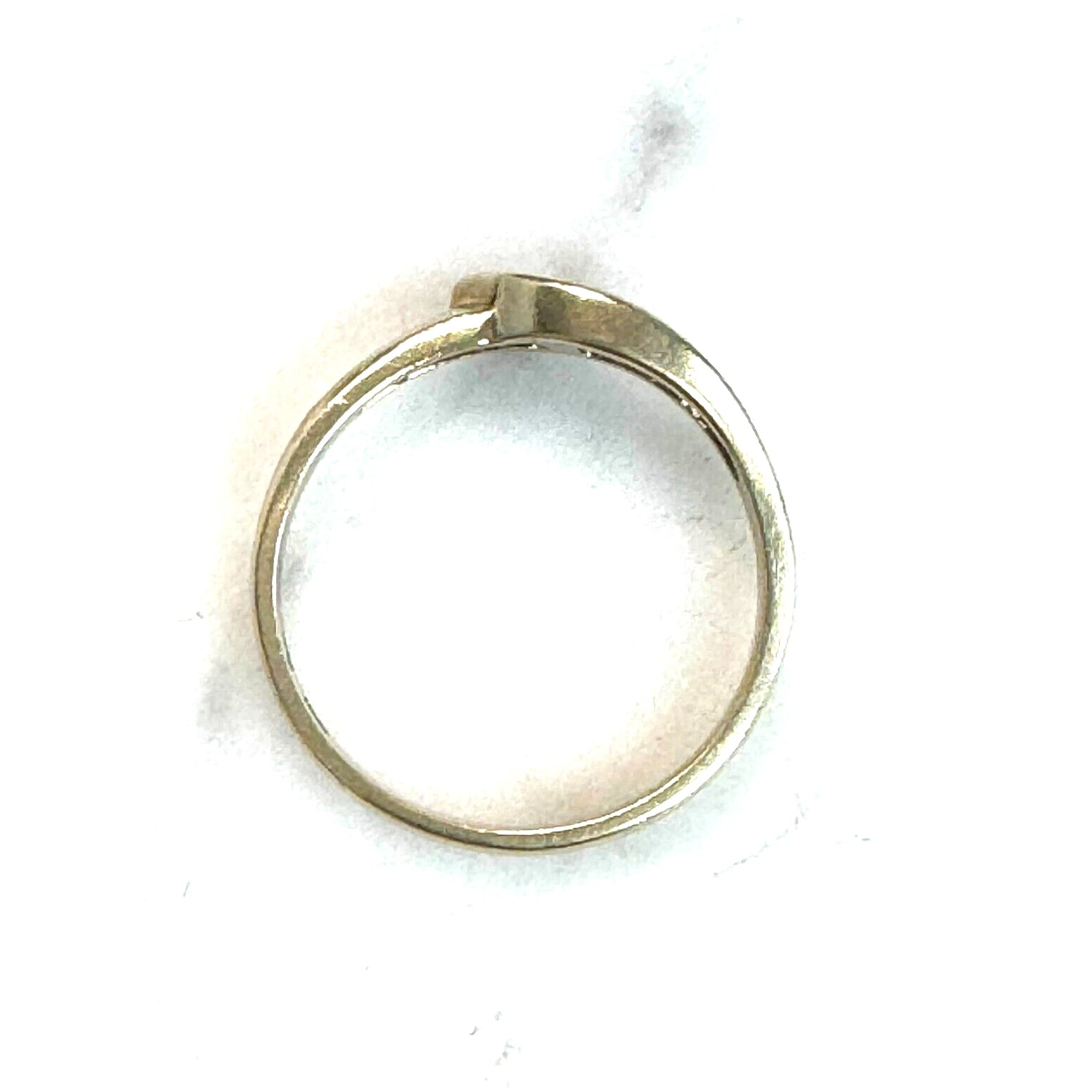 1OK YELLOW GOLD AND COLORLESS GEMS RING SIZE 7 SKY