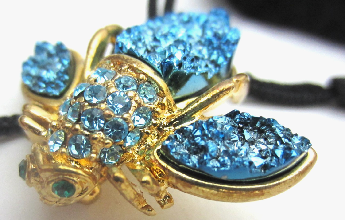New, Vintage 1990’s Signed Joan Rivers Simulated Drusy Quartz Bee Pin Brooch