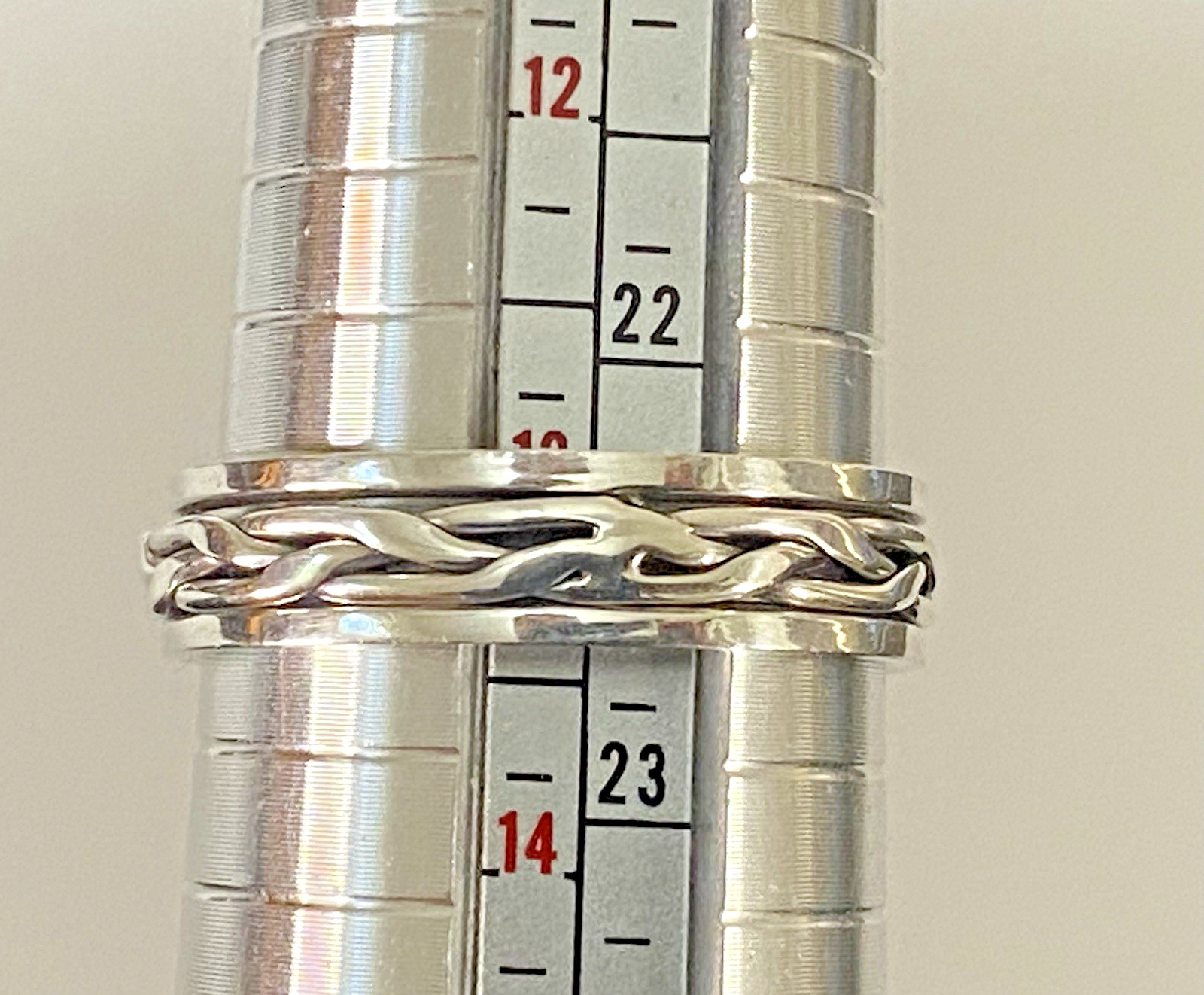 Vintage Sterling Silver 6mm wide 5.7gr Spinner Ring Size 13.25