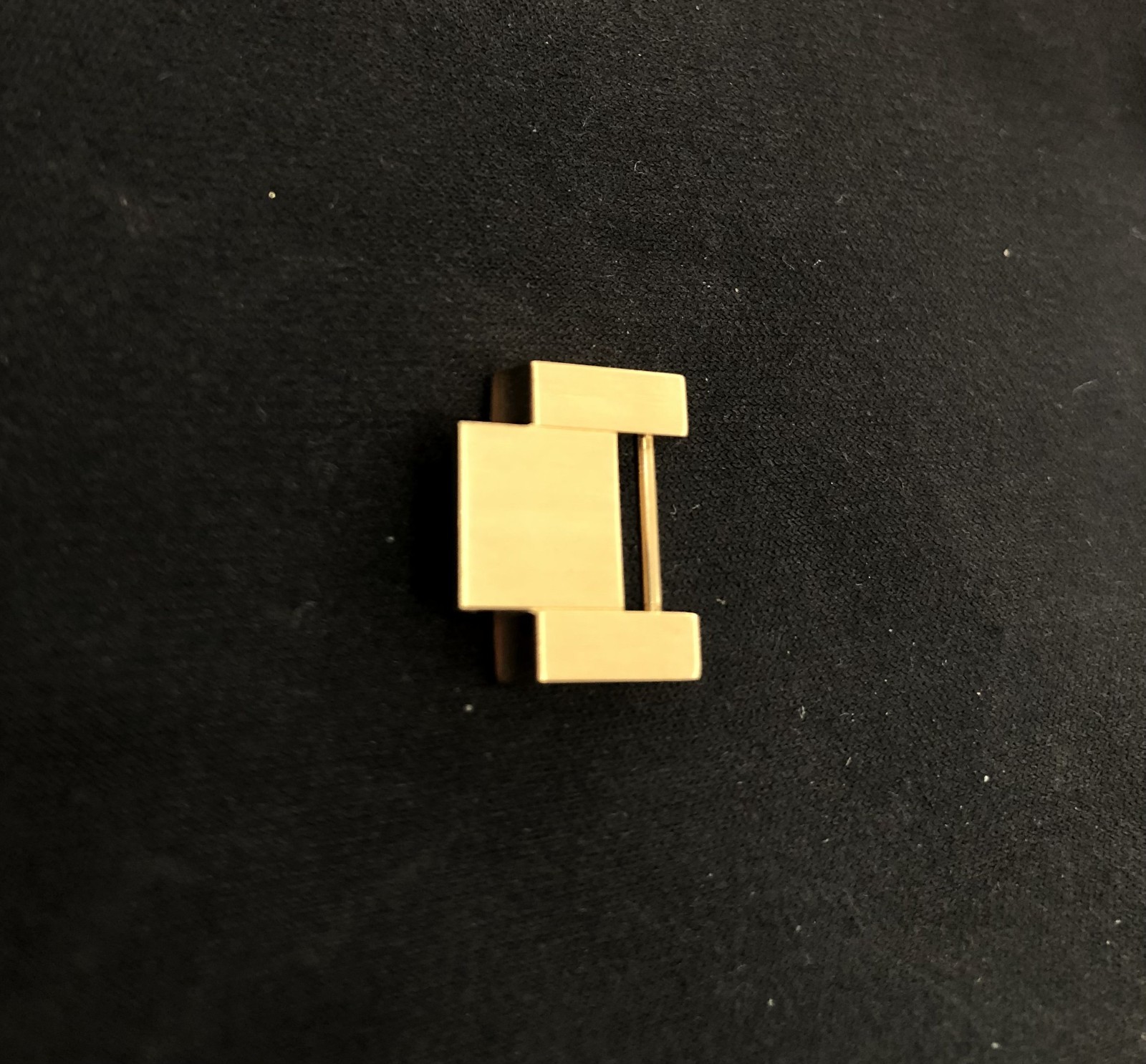 BVLGARI RETTANGOLO LINK, 18K Yellow Gold 15mm