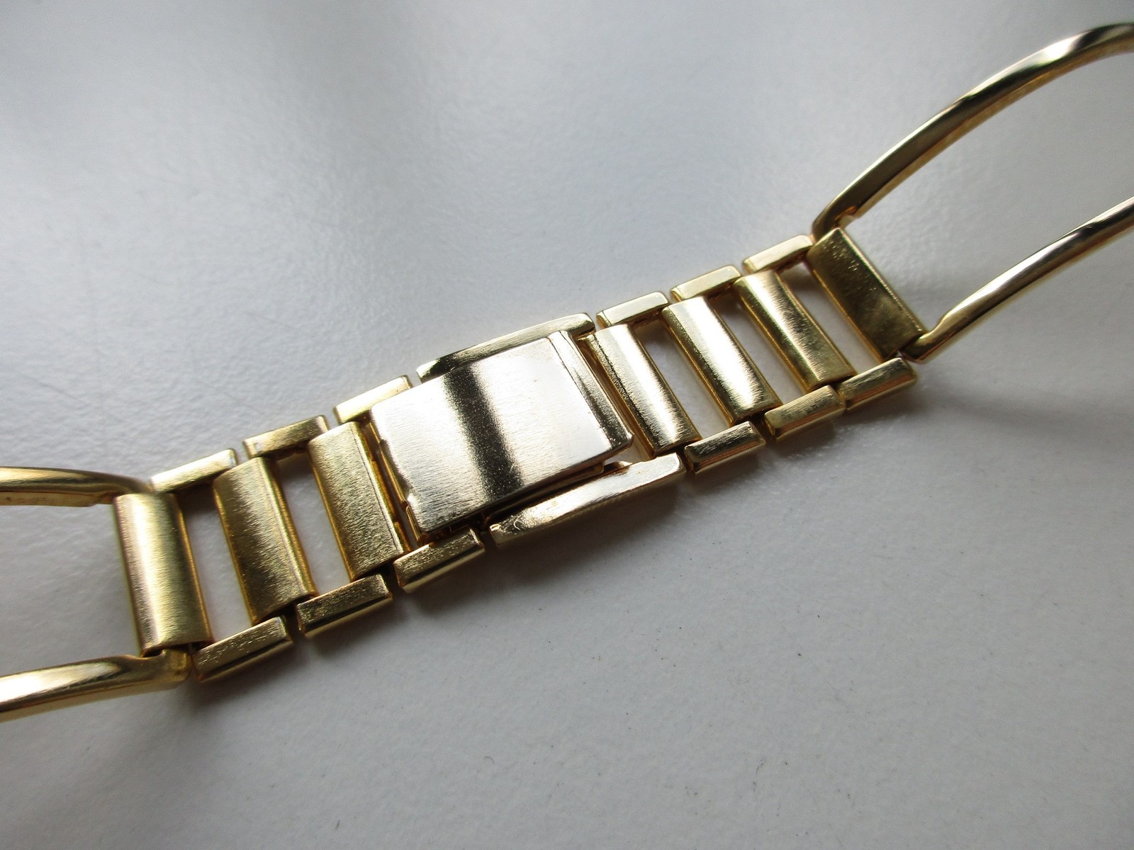 Curved lugs 17 18 19 20 21 MM 1960’s gilt plated watch bracelet