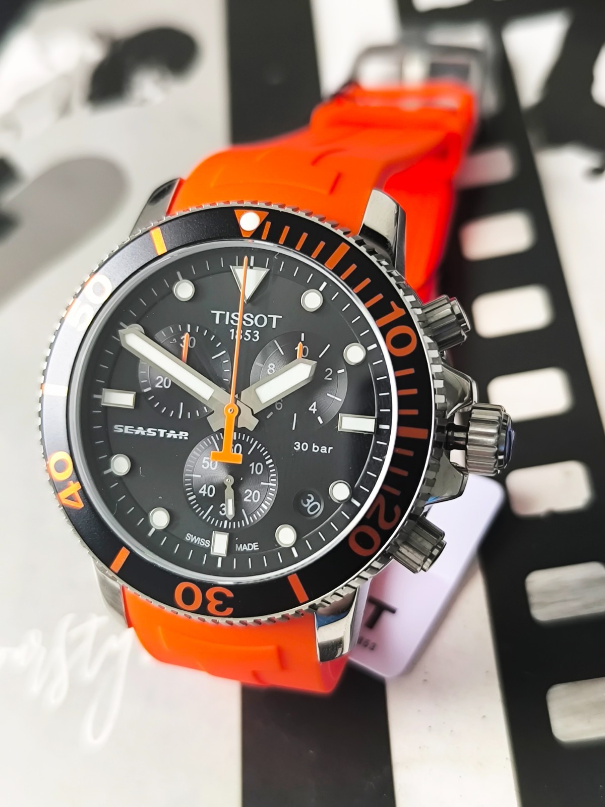 TISSOT SEASTAR 1000 Chronograph ORANGE T120.417.17.051.01